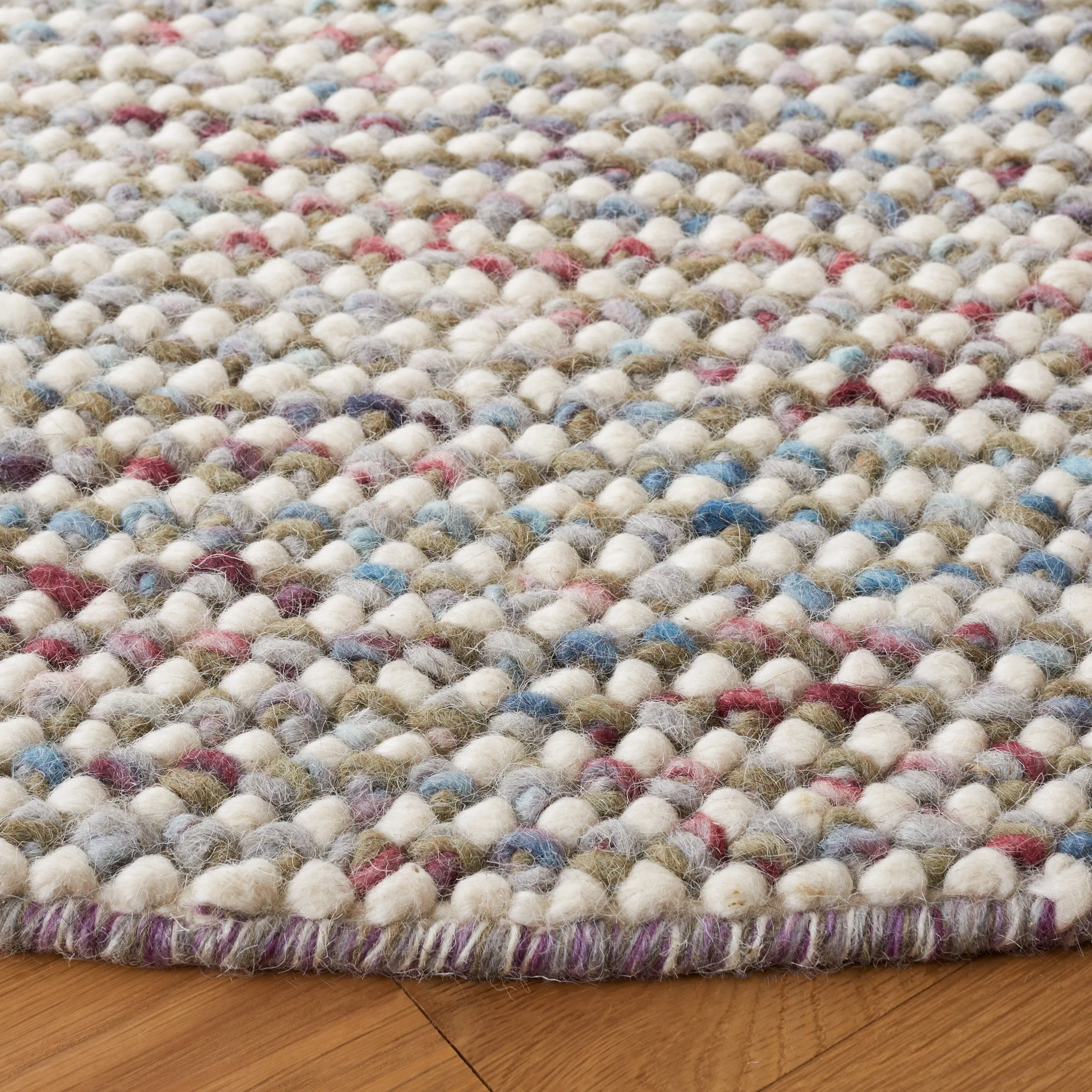 SAFAVIEH Handmade Vermont Coretta Wool Rug