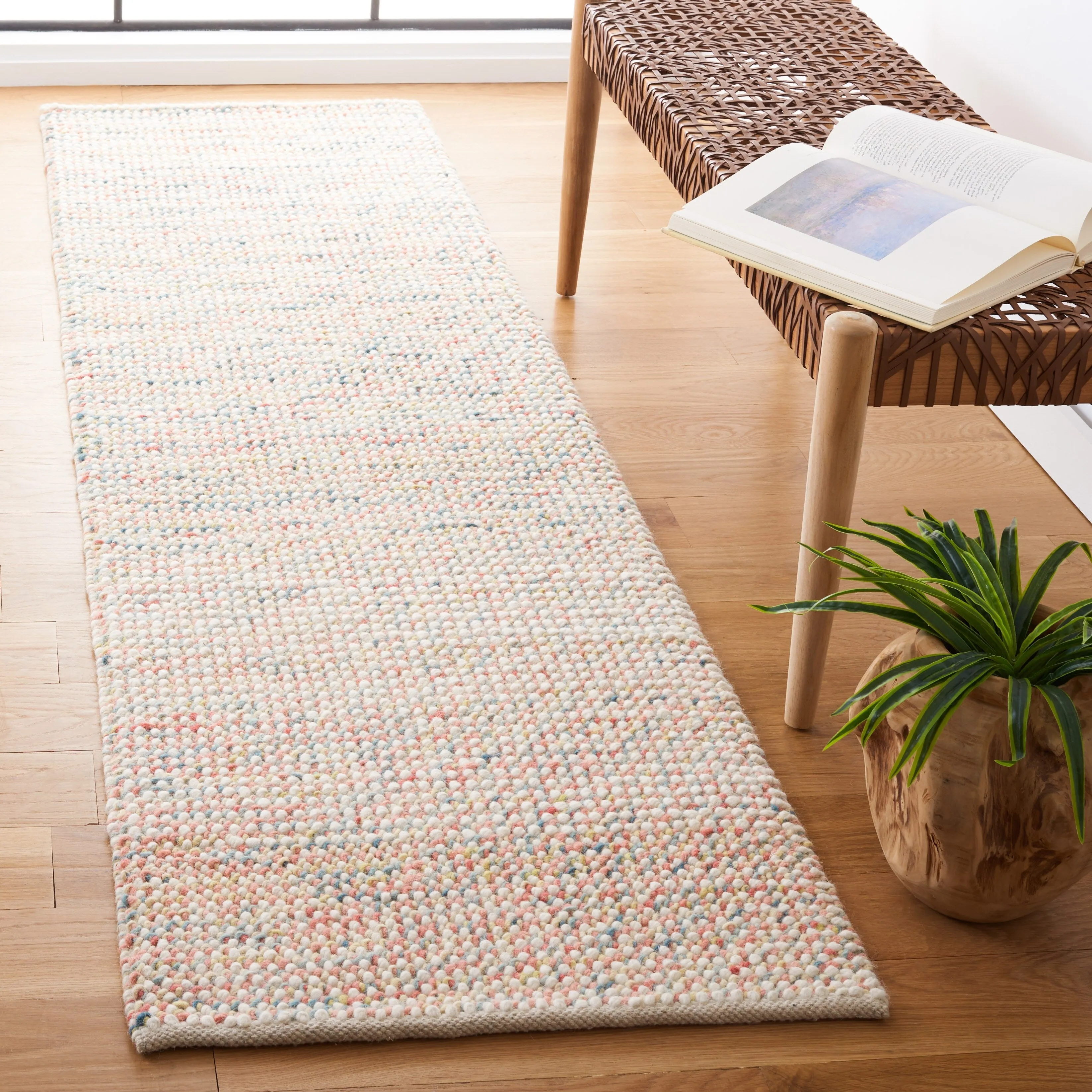 SAFAVIEH Handmade Vermont Coretta Wool Rug