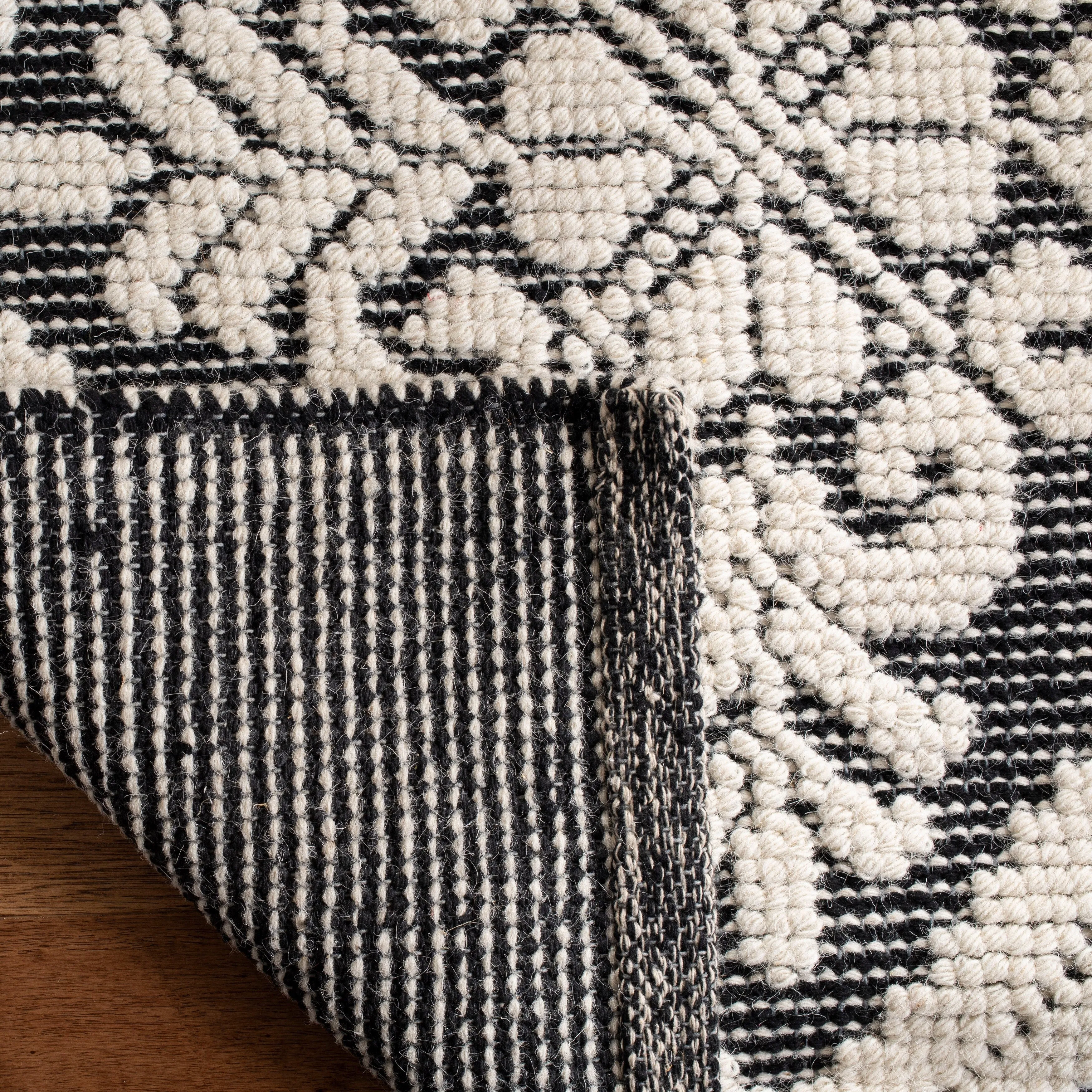 SAFAVIEH Handmade Vermont Davina Wool Rug