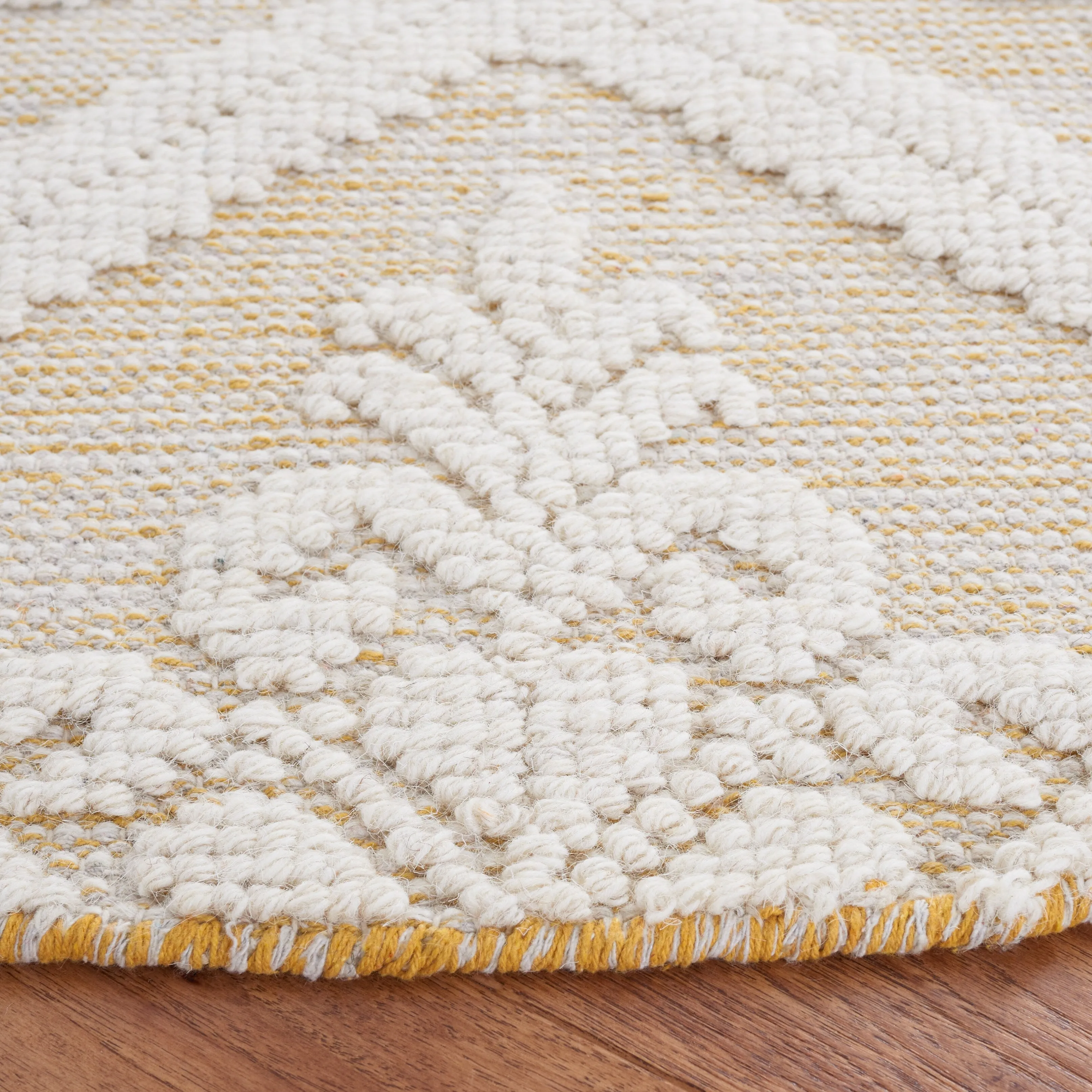 SAFAVIEH Handmade Vermont Davina Wool Rug