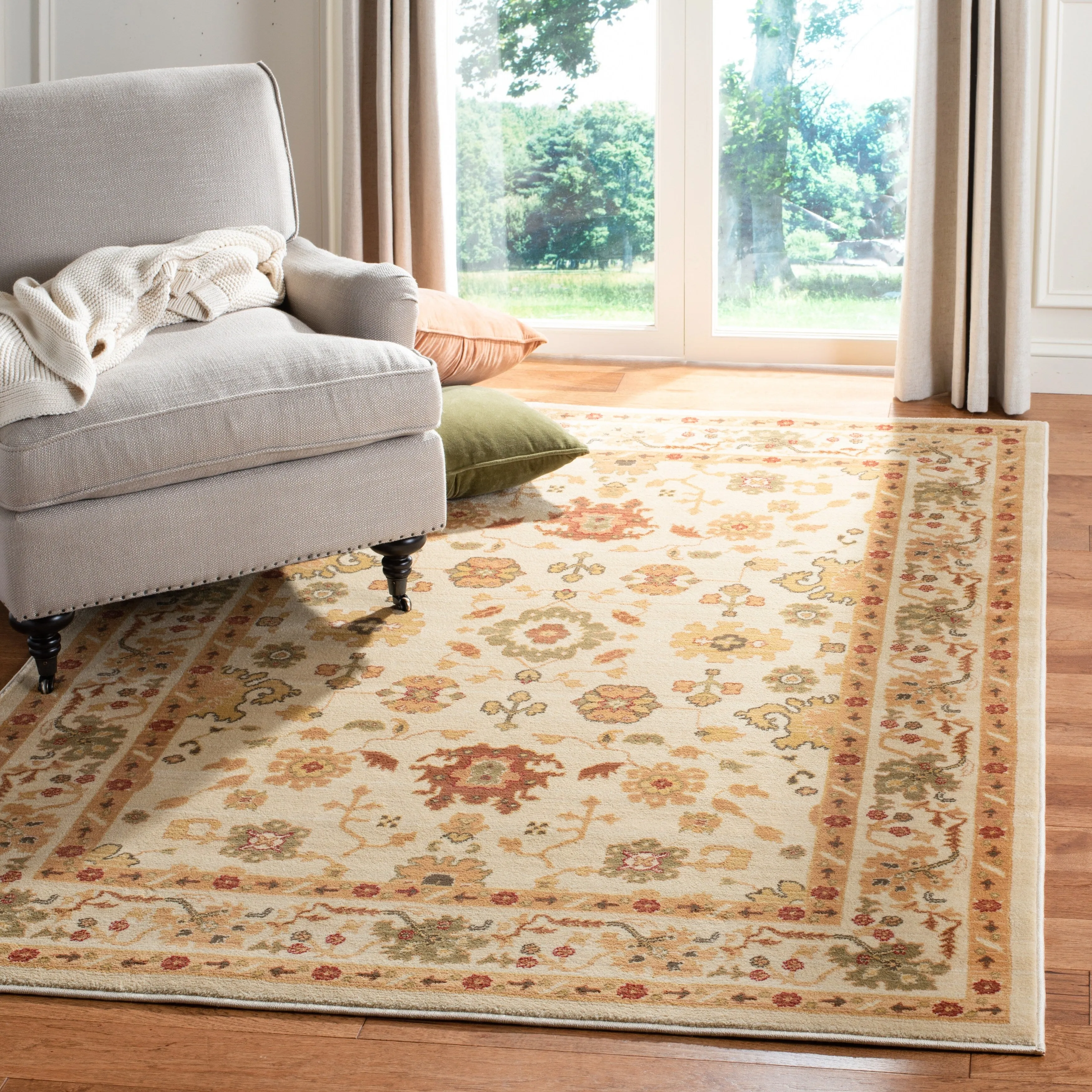SAFAVIEH Heirloom Quinn Traditional Oriental Rug