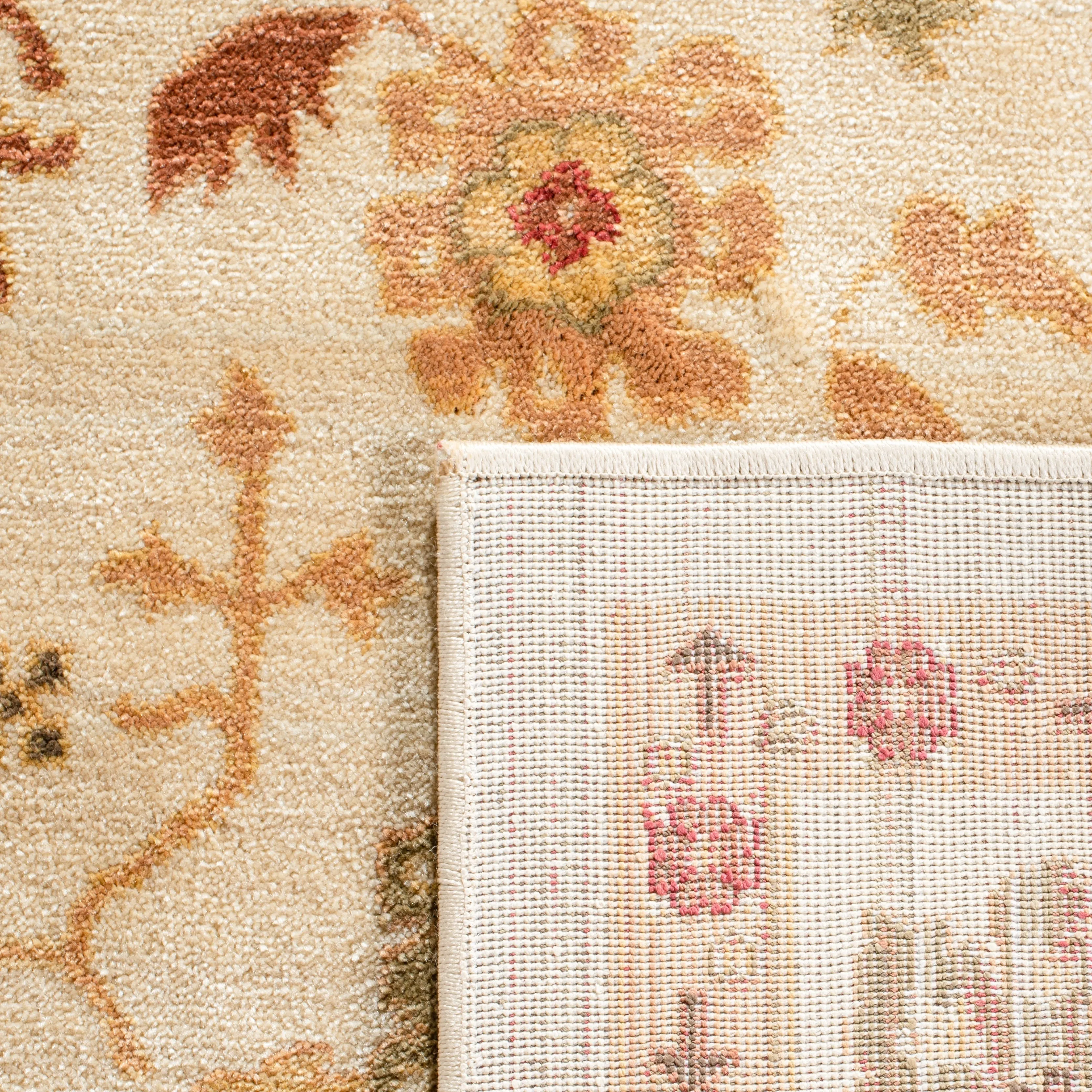 SAFAVIEH Heirloom Quinn Traditional Oriental Rug