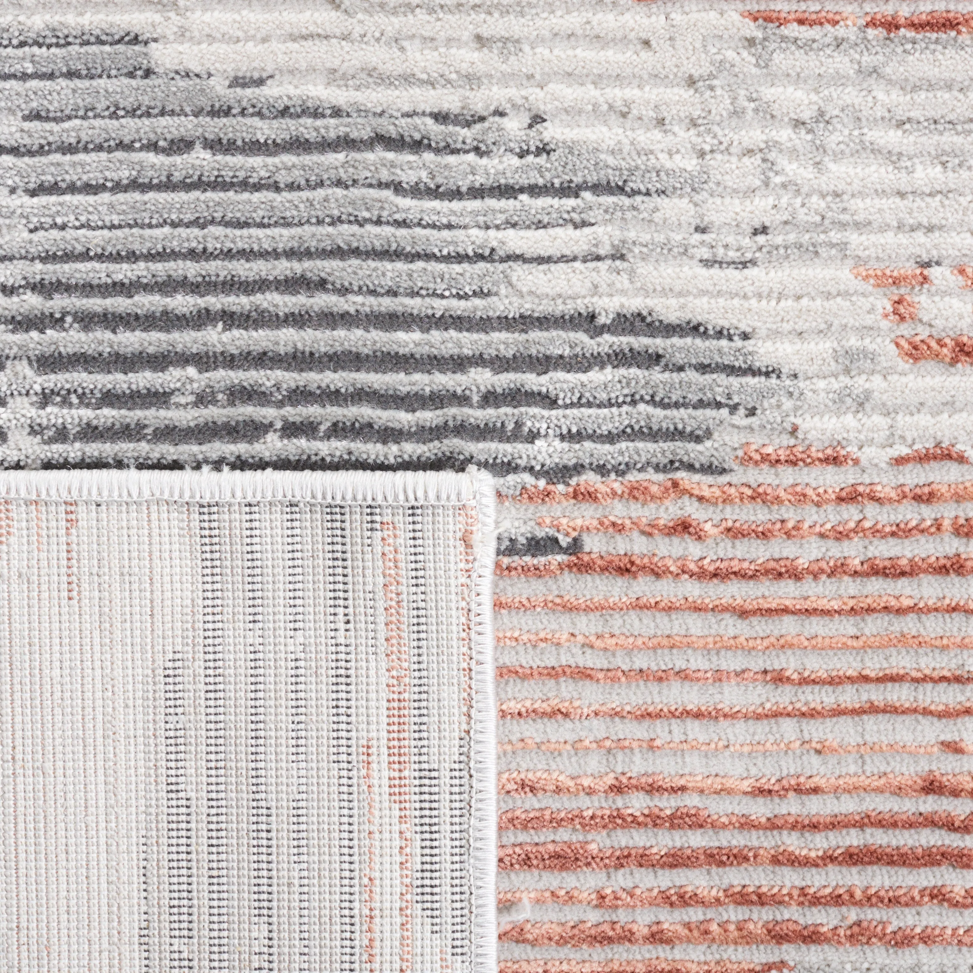 SAFAVIEH Invista Geralyn Modern Abstract Rug