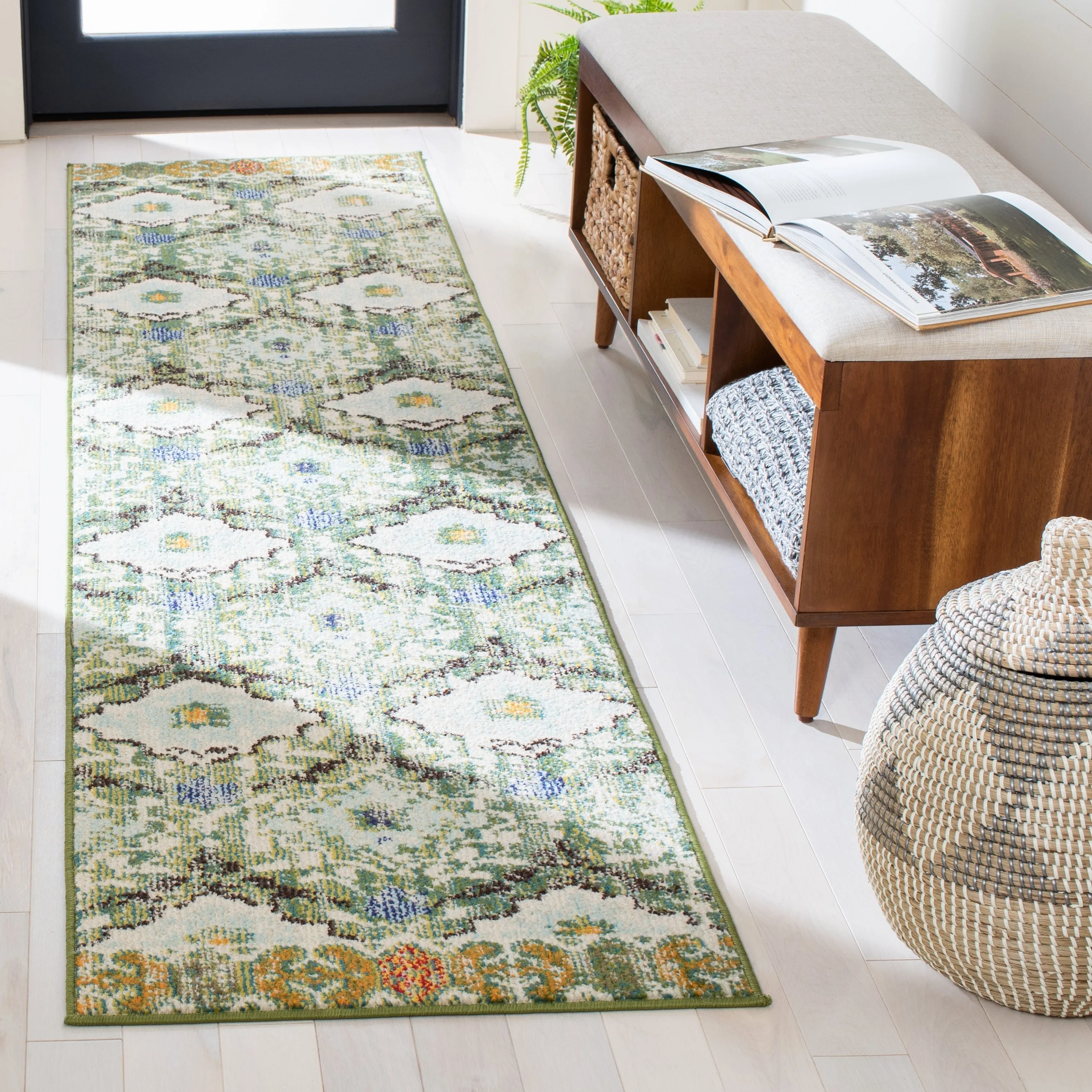 SAFAVIEH Madison Dragojla Distressed Rug