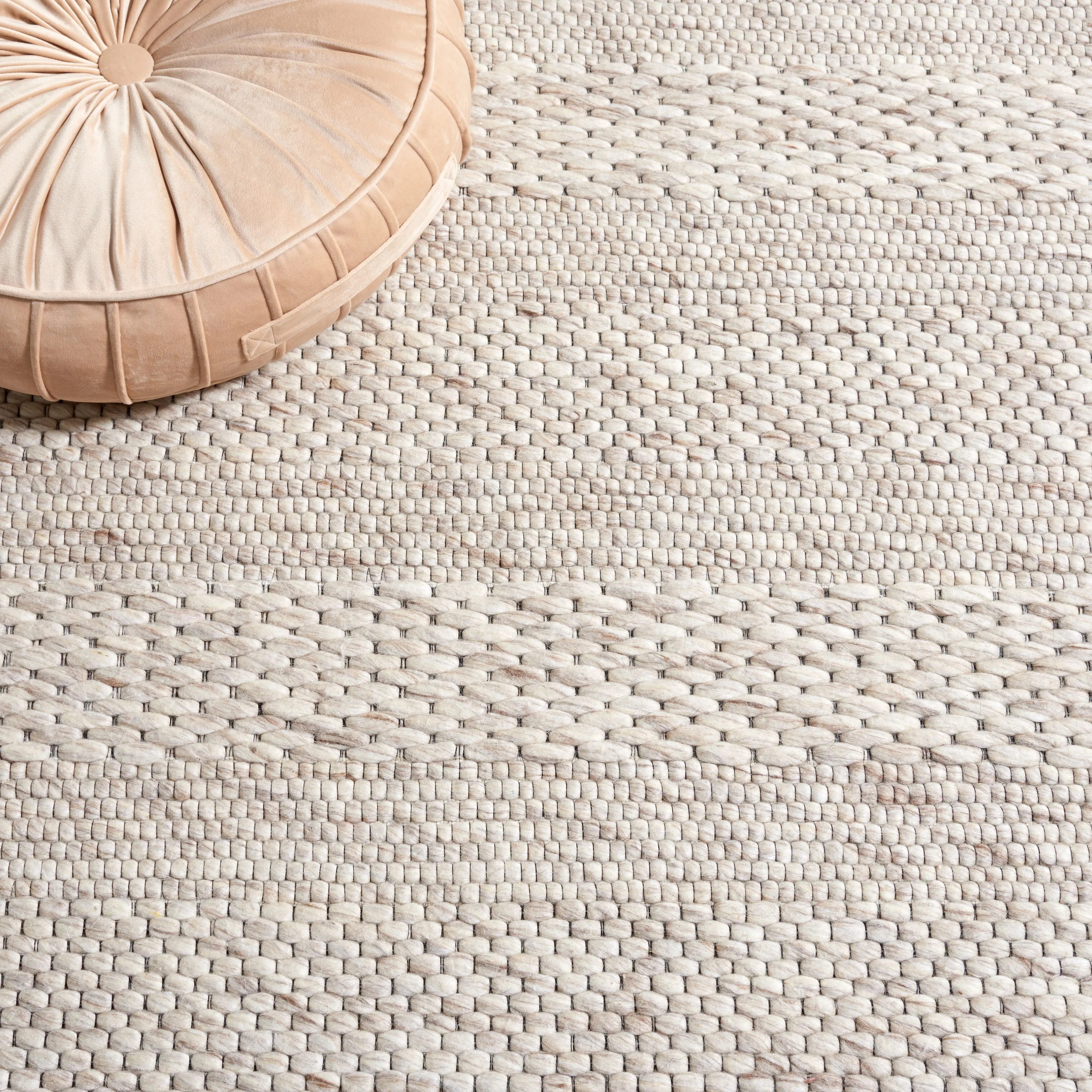 SAFAVIEH Marbella Kevser Wool Rug