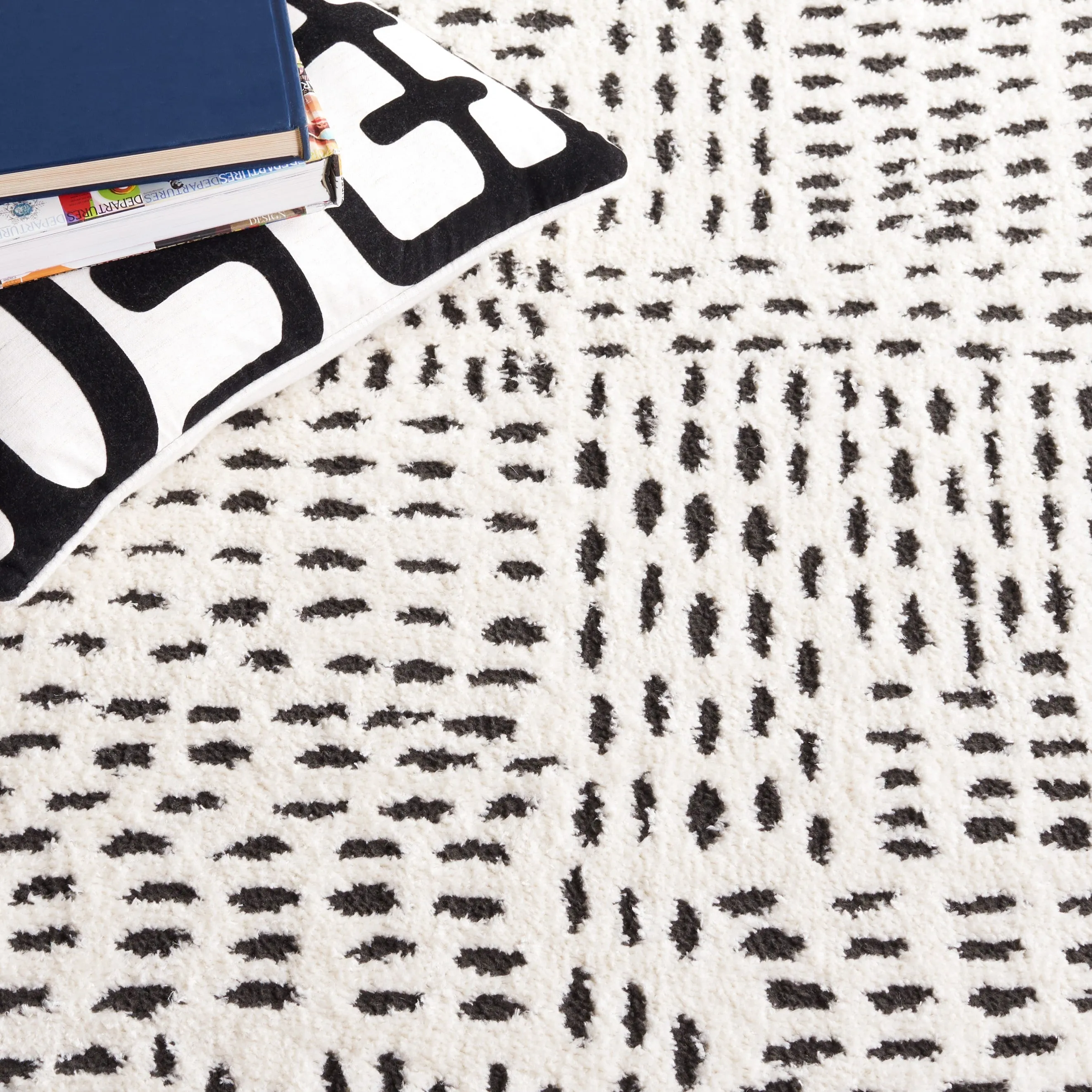 SAFAVIEH Melody Elinore Modern Scandinavian Rug