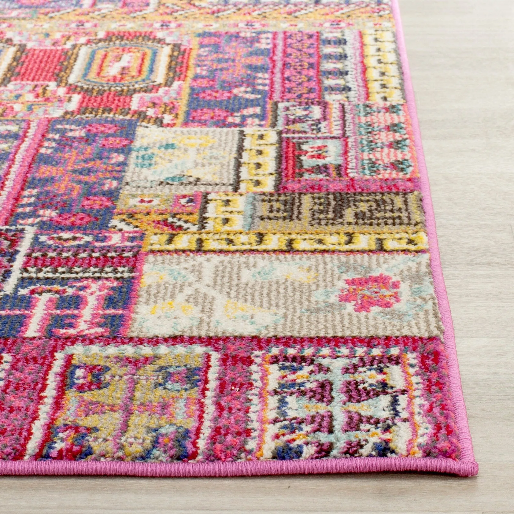 SAFAVIEH Monaco Darby Boho Rug
