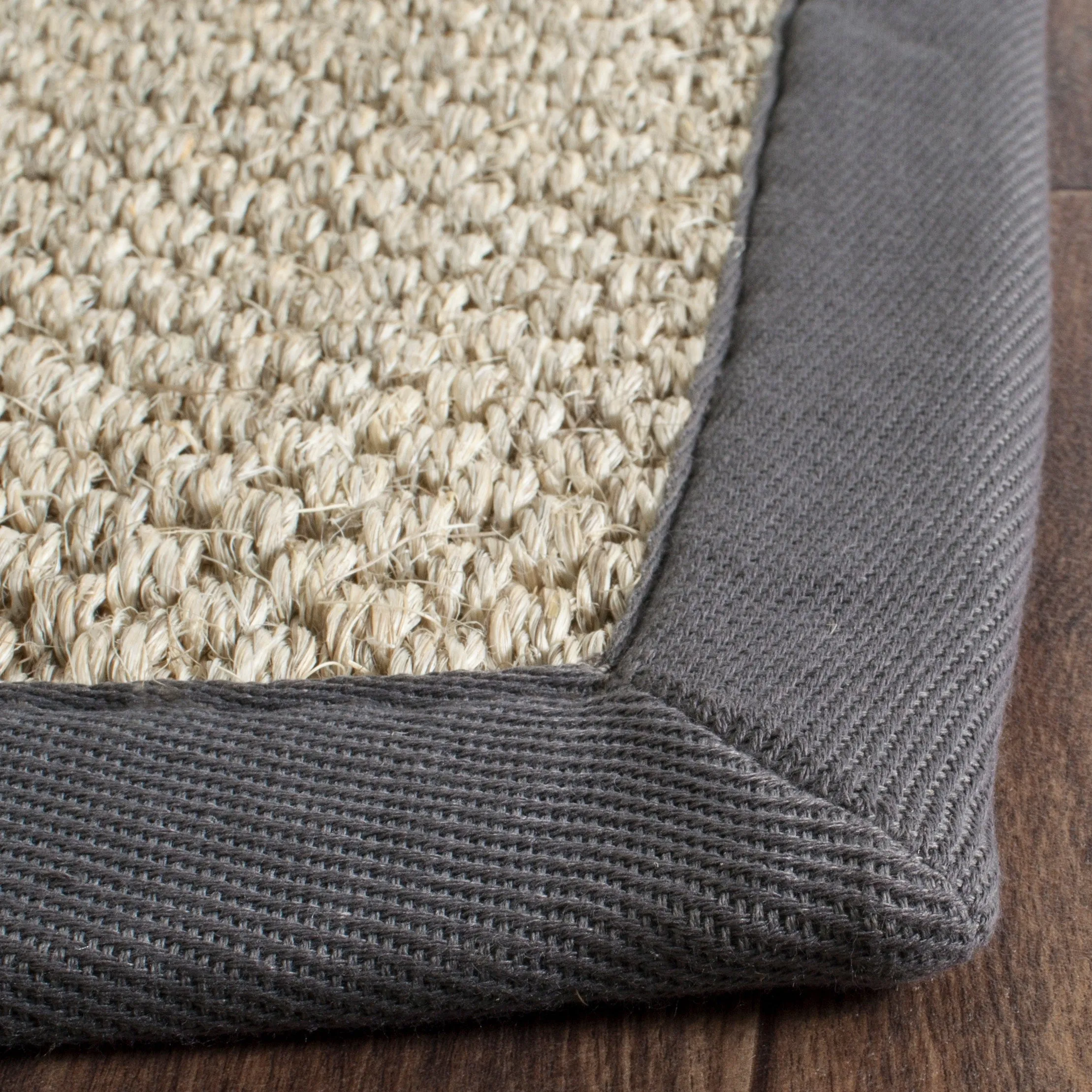 SAFAVIEH Natural Fiber Elmyra Sisal Border Rug
