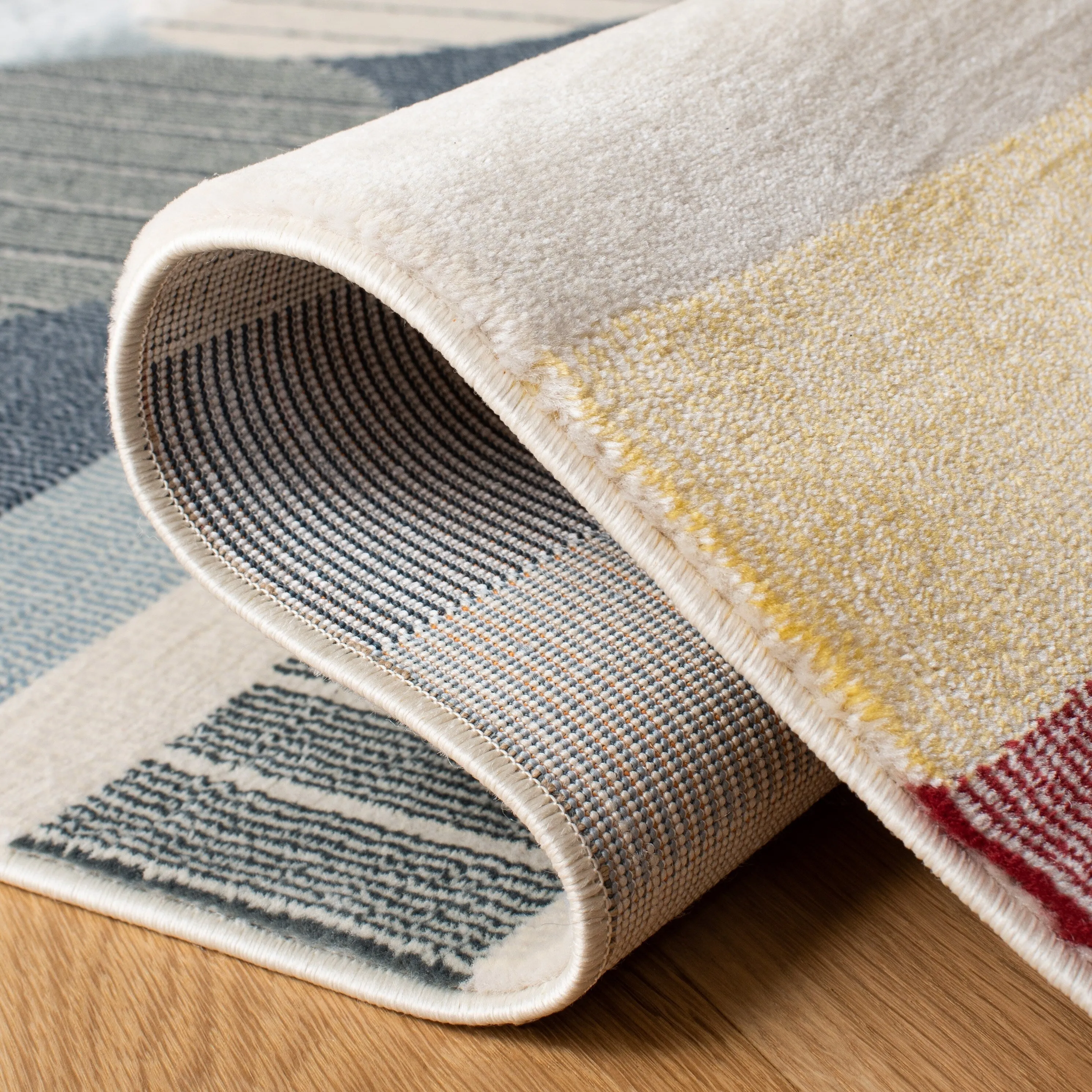 SAFAVIEH Orwell Lilah Mid-Century Modern Rug