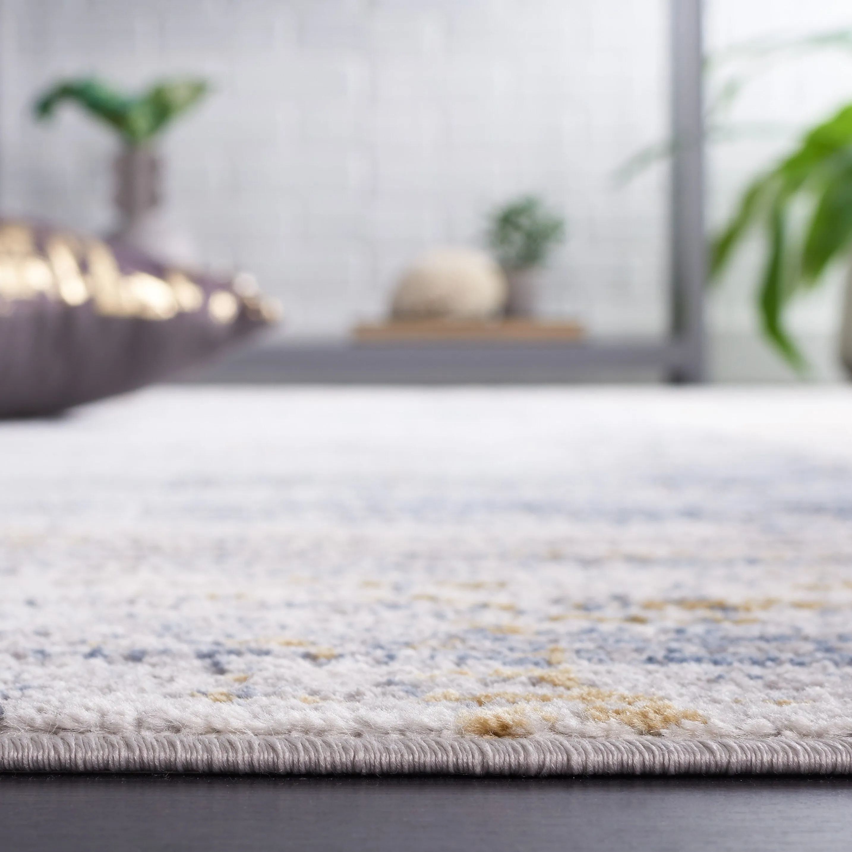 SAFAVIEH Palma Deetta Modern Abstract Rug