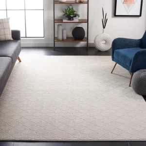 SAFAVIEH Plain and Solid Crissie Trellis Rug