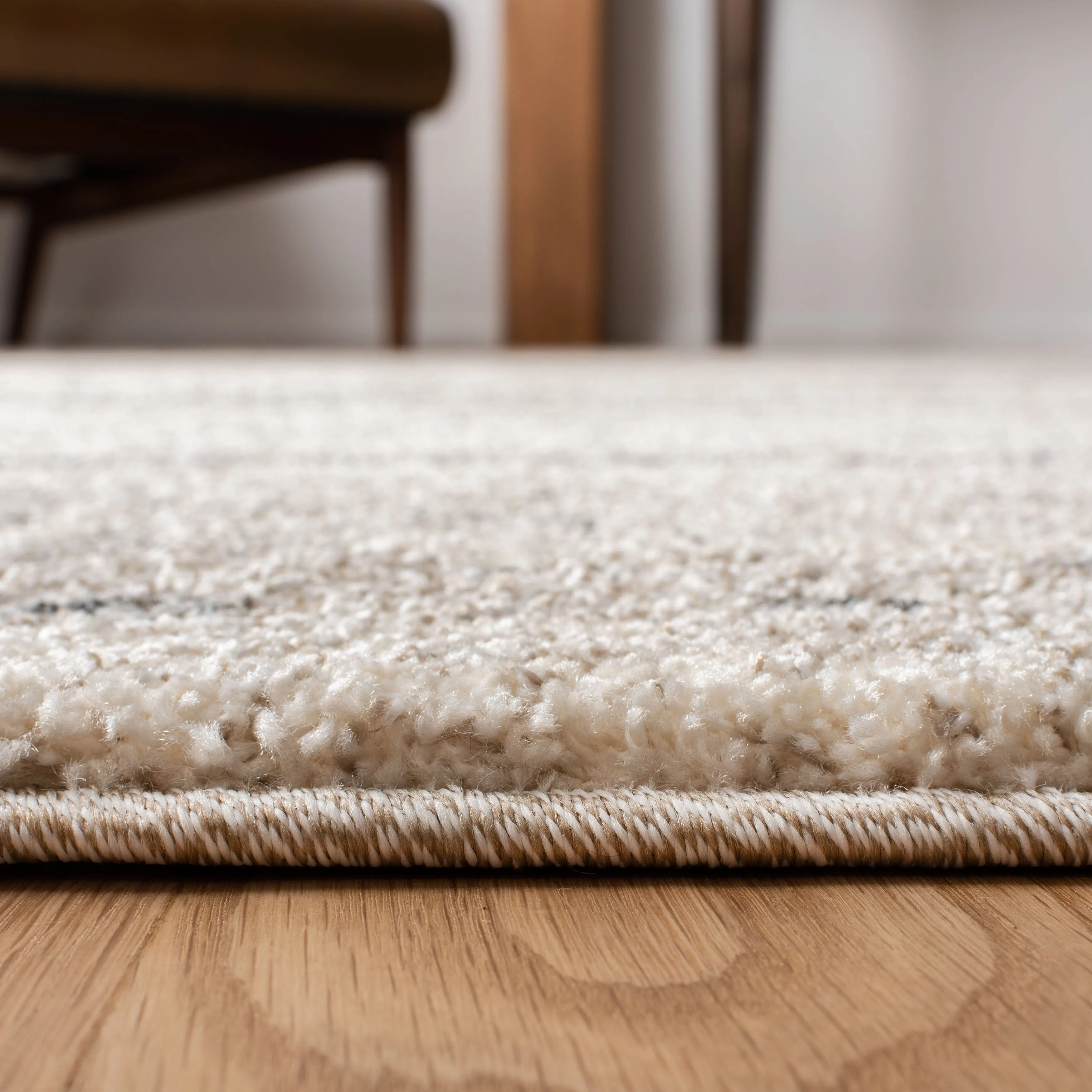 SAFAVIEH Retro Dulcie Modern Abstract Distressed Rug