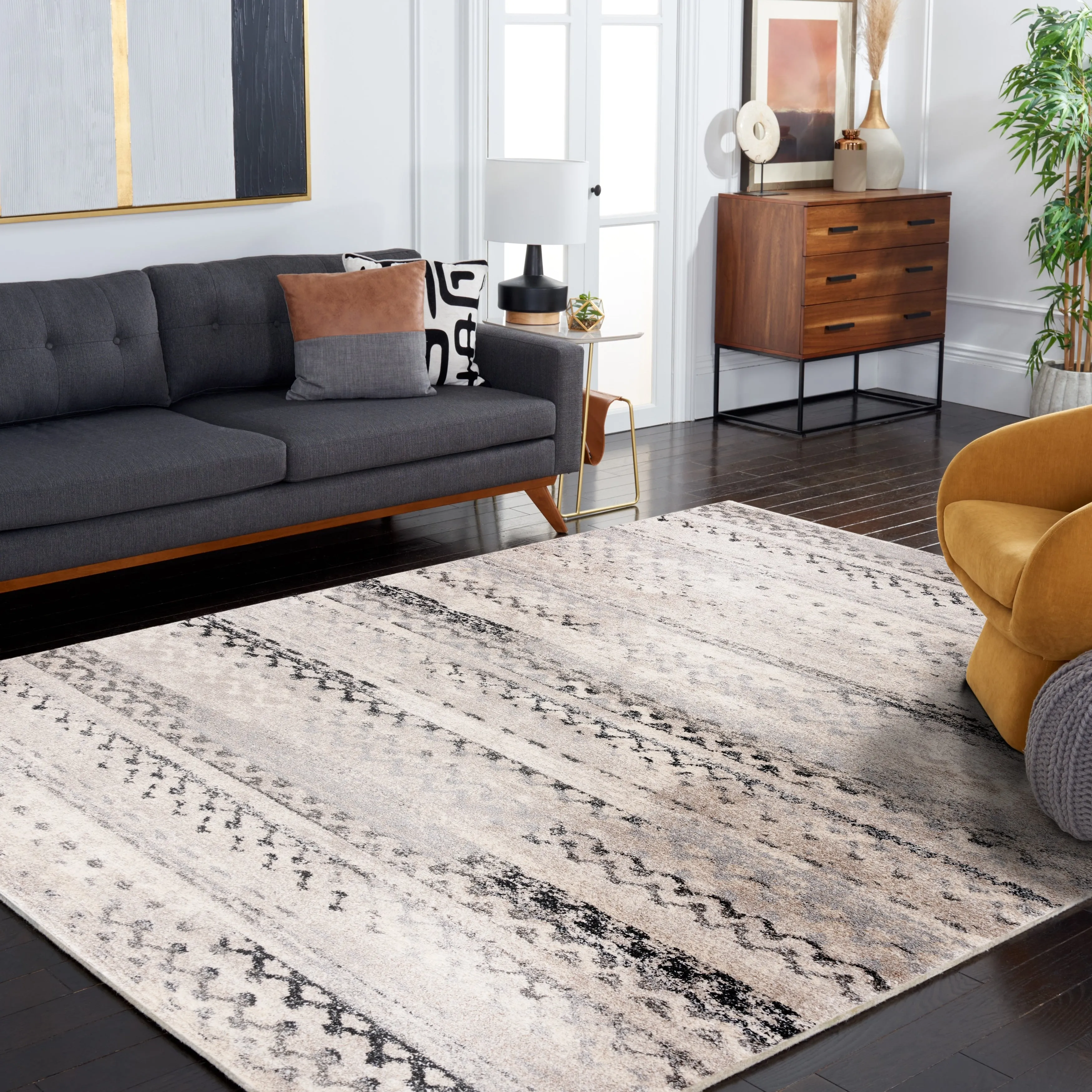 SAFAVIEH Retro Dulcie Modern Abstract Distressed Rug