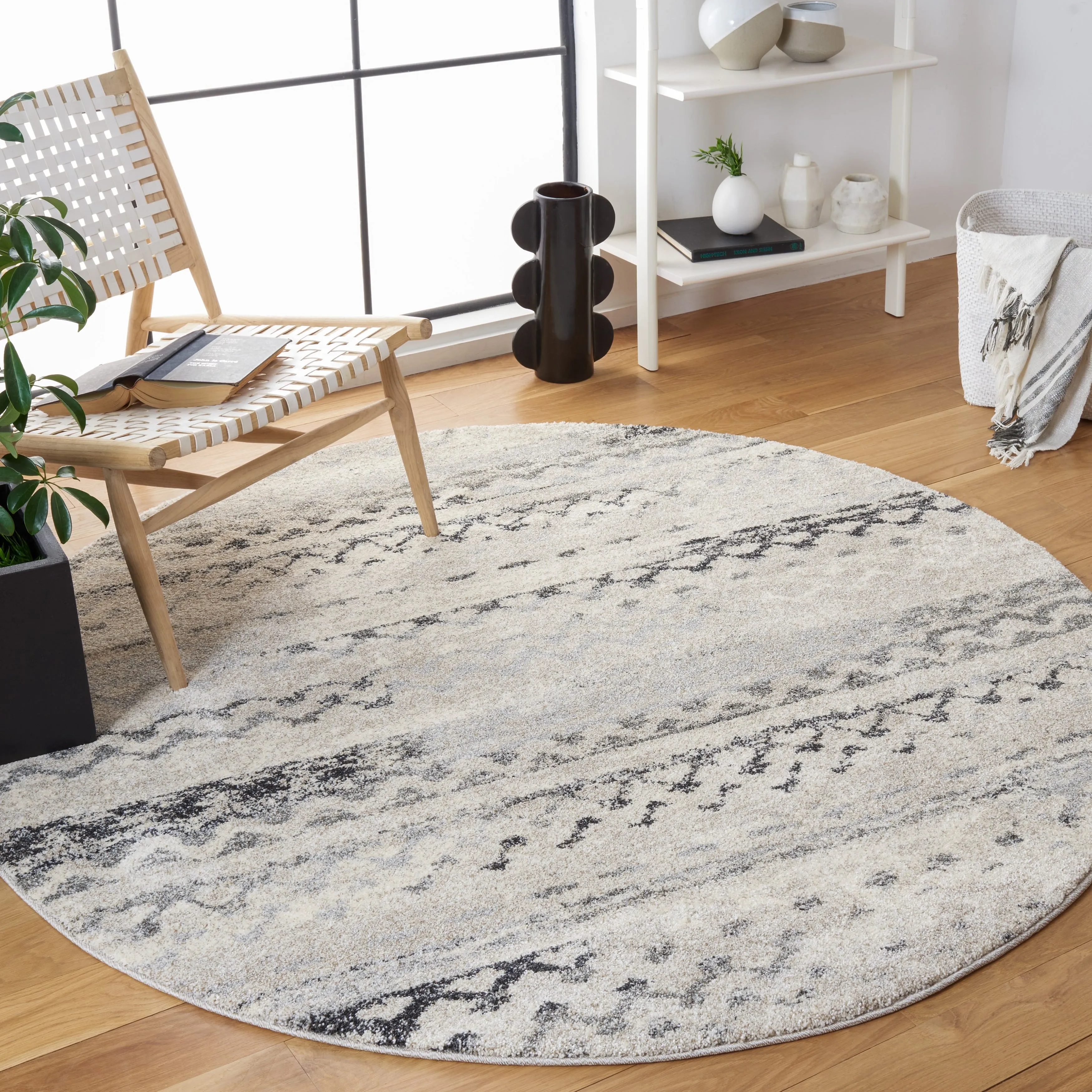 SAFAVIEH Retro Dulcie Modern Abstract Distressed Rug