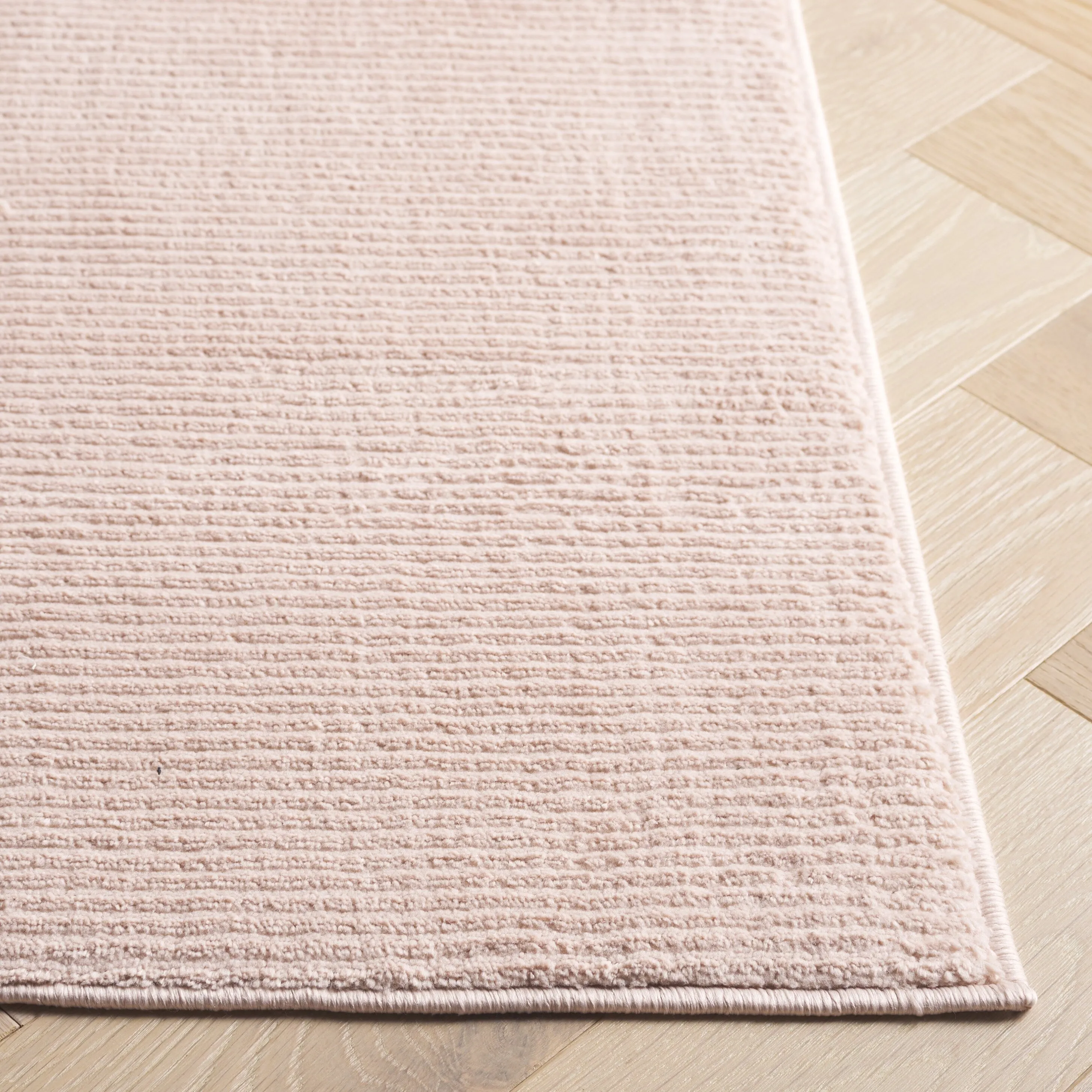SAFAVIEH Revive Avie Solid Rug