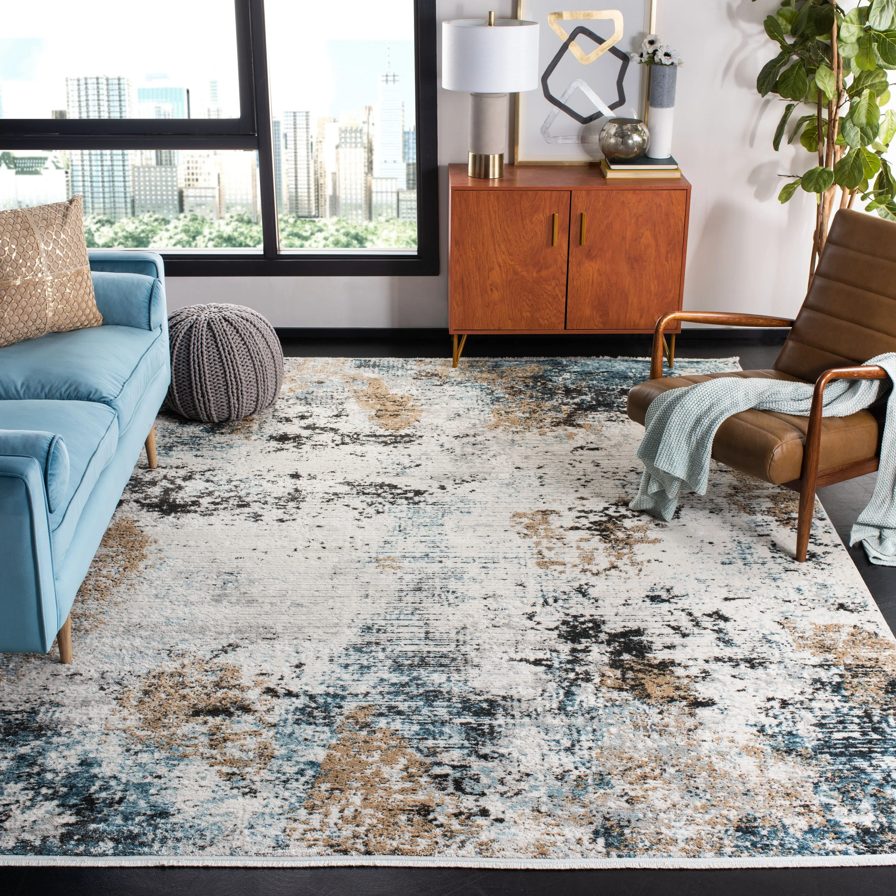SAFAVIEH Shivan Lauretta Abstract Rug