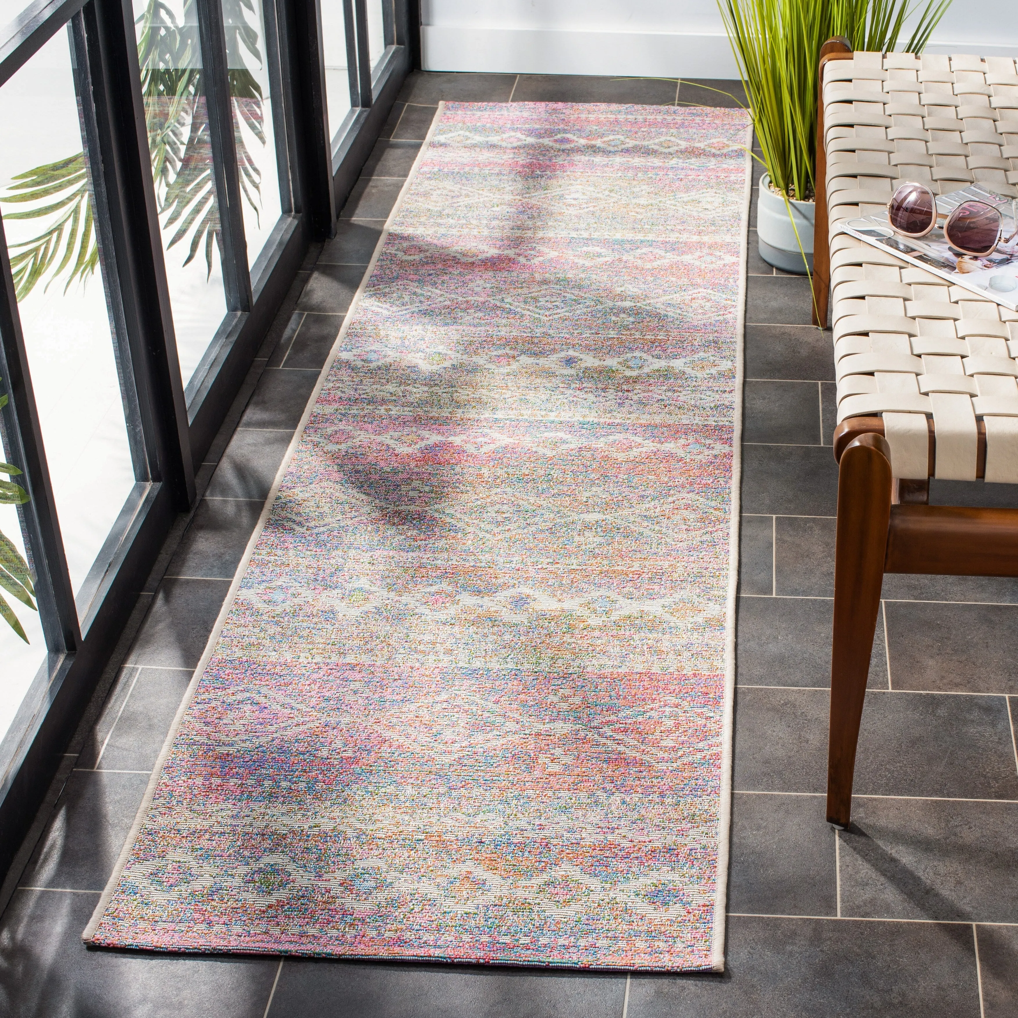 SAFAVIEH Summer Anjan Boho Indoor/ Outdoor Waterproof Patio Backyard Rug