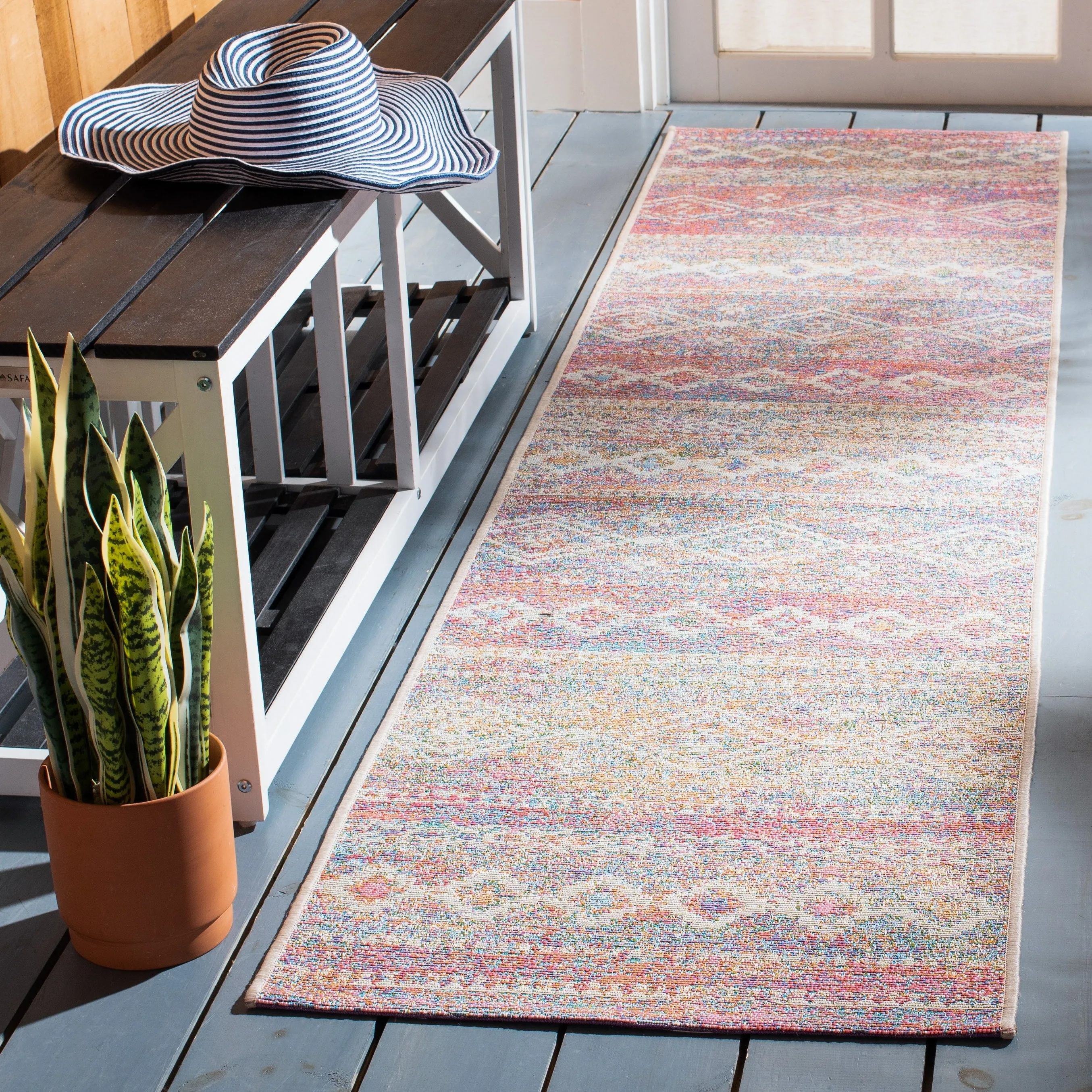 SAFAVIEH Summer Anjan Boho Indoor/ Outdoor Waterproof Patio Backyard Rug
