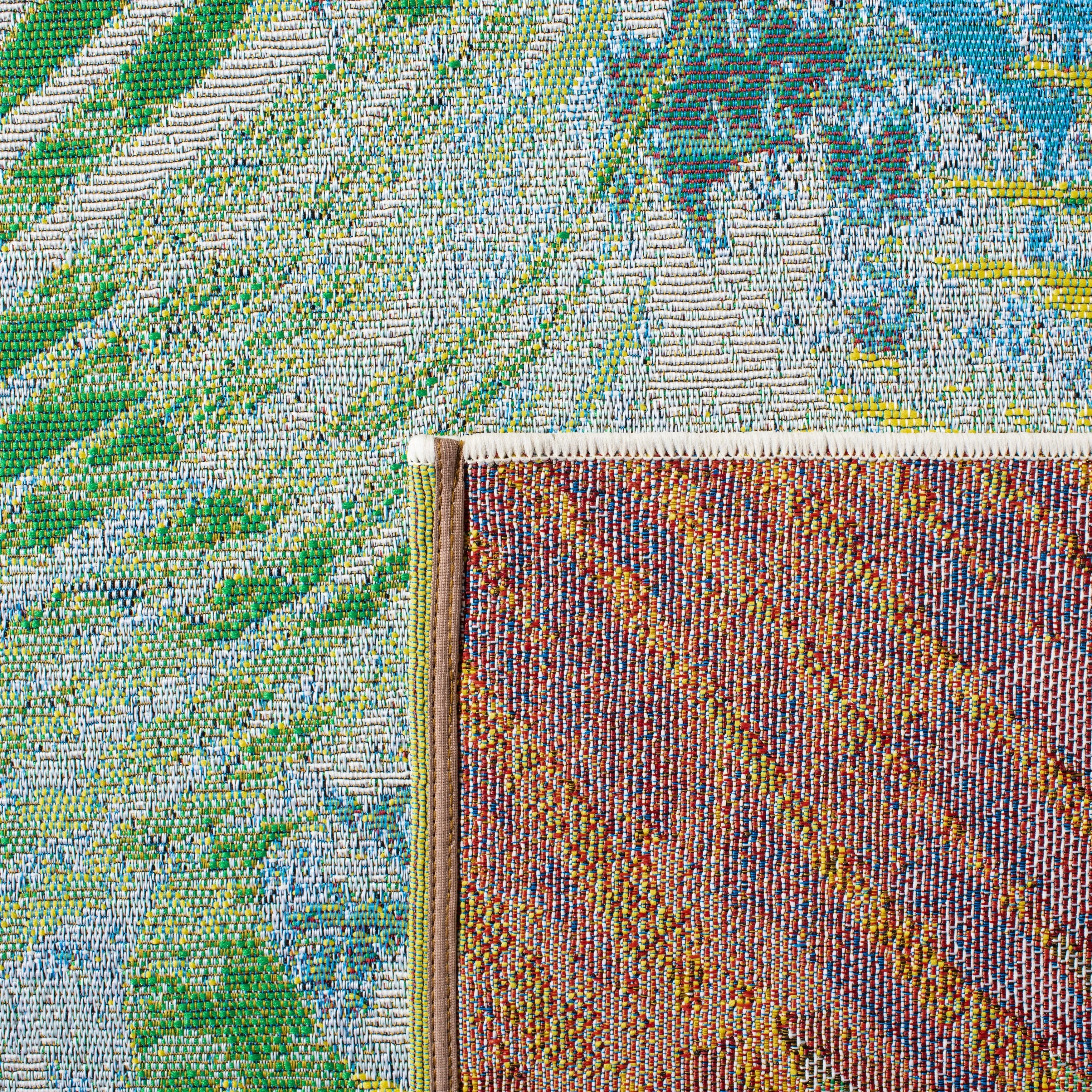 SAFAVIEH Summer Palmey Tropical Indoor/ Outdoor Waterproof Patio Backyard Rug