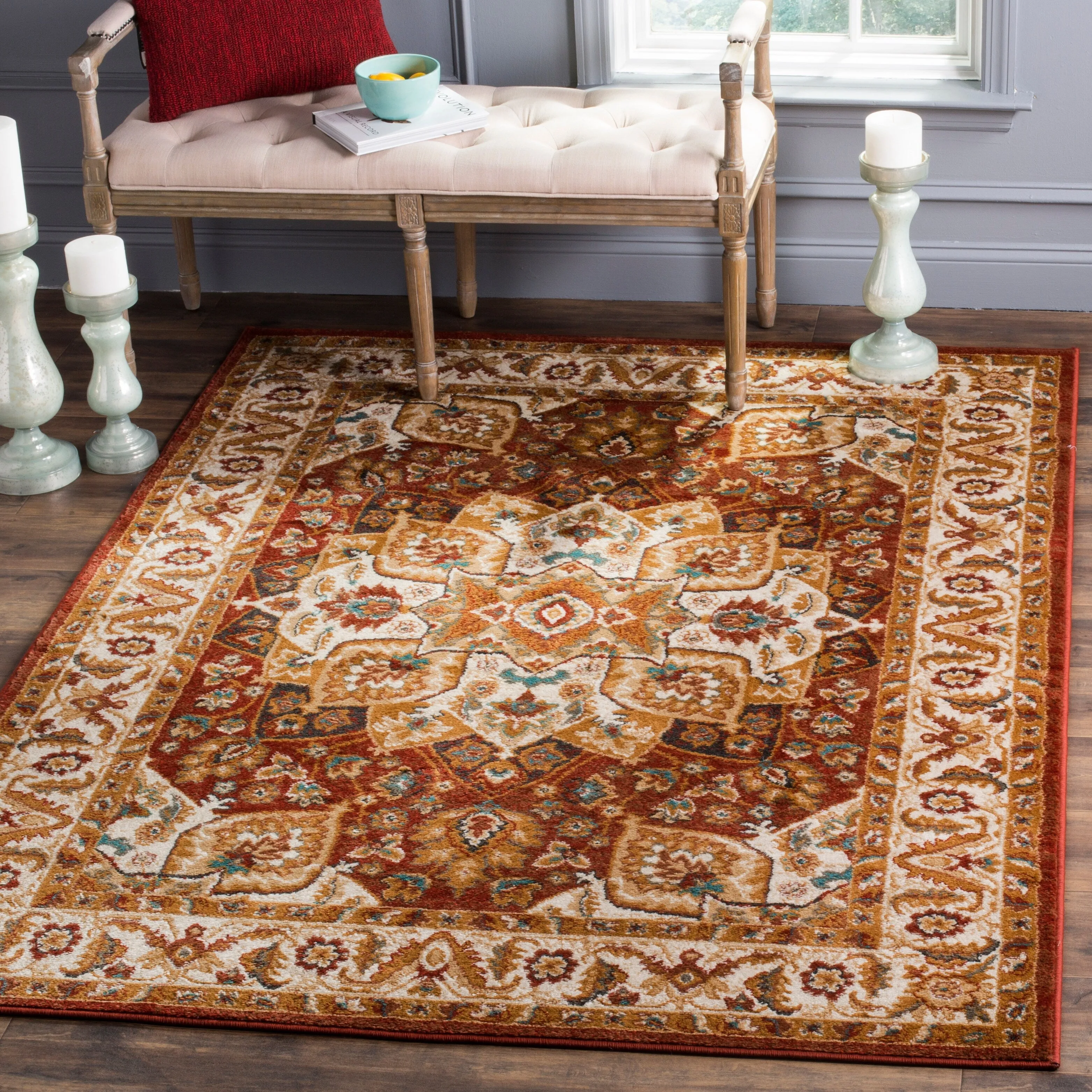 SAFAVIEH Summit Soini Traditional Oriental Rug