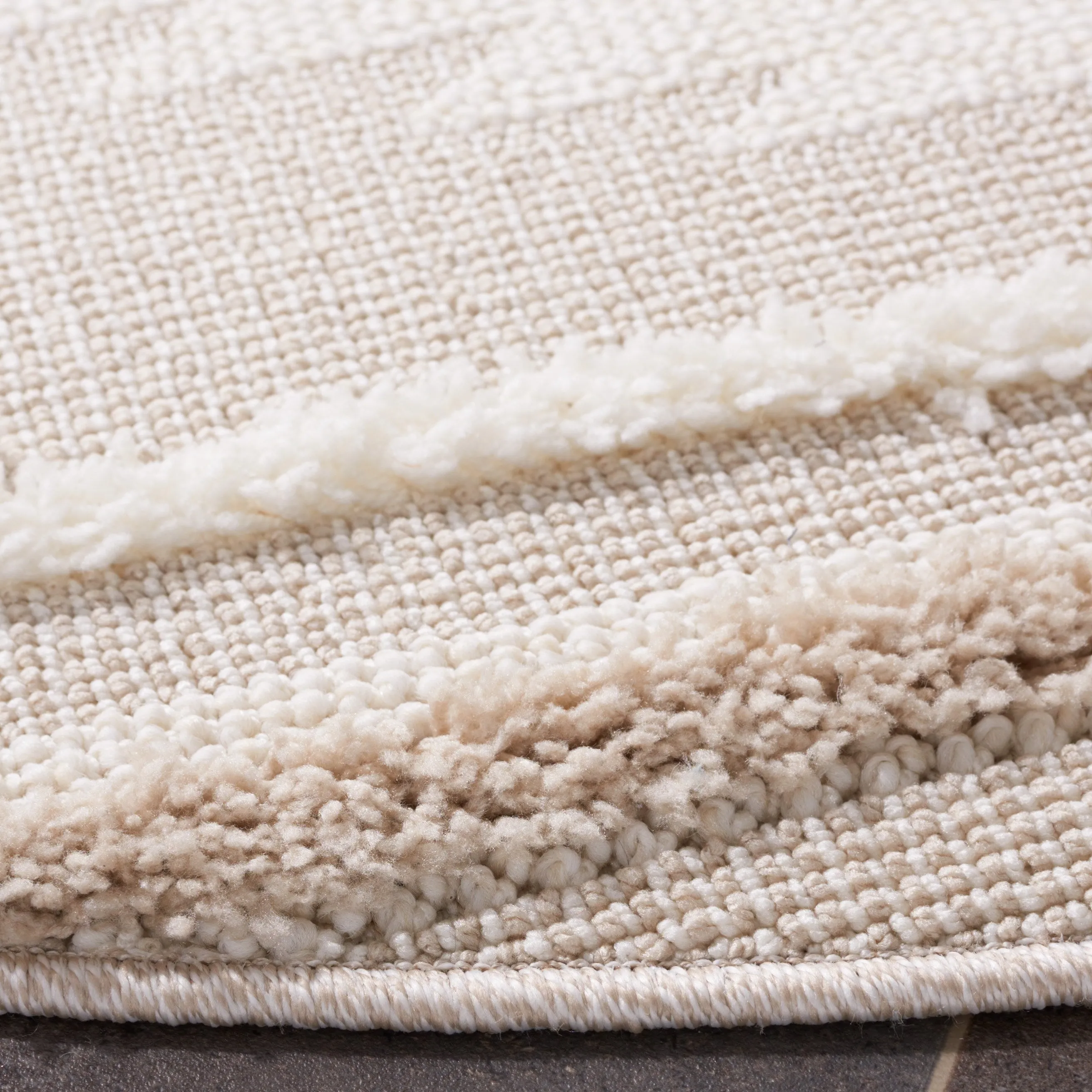 SAFAVIEH Trends Emelie Boho Chevron Rug