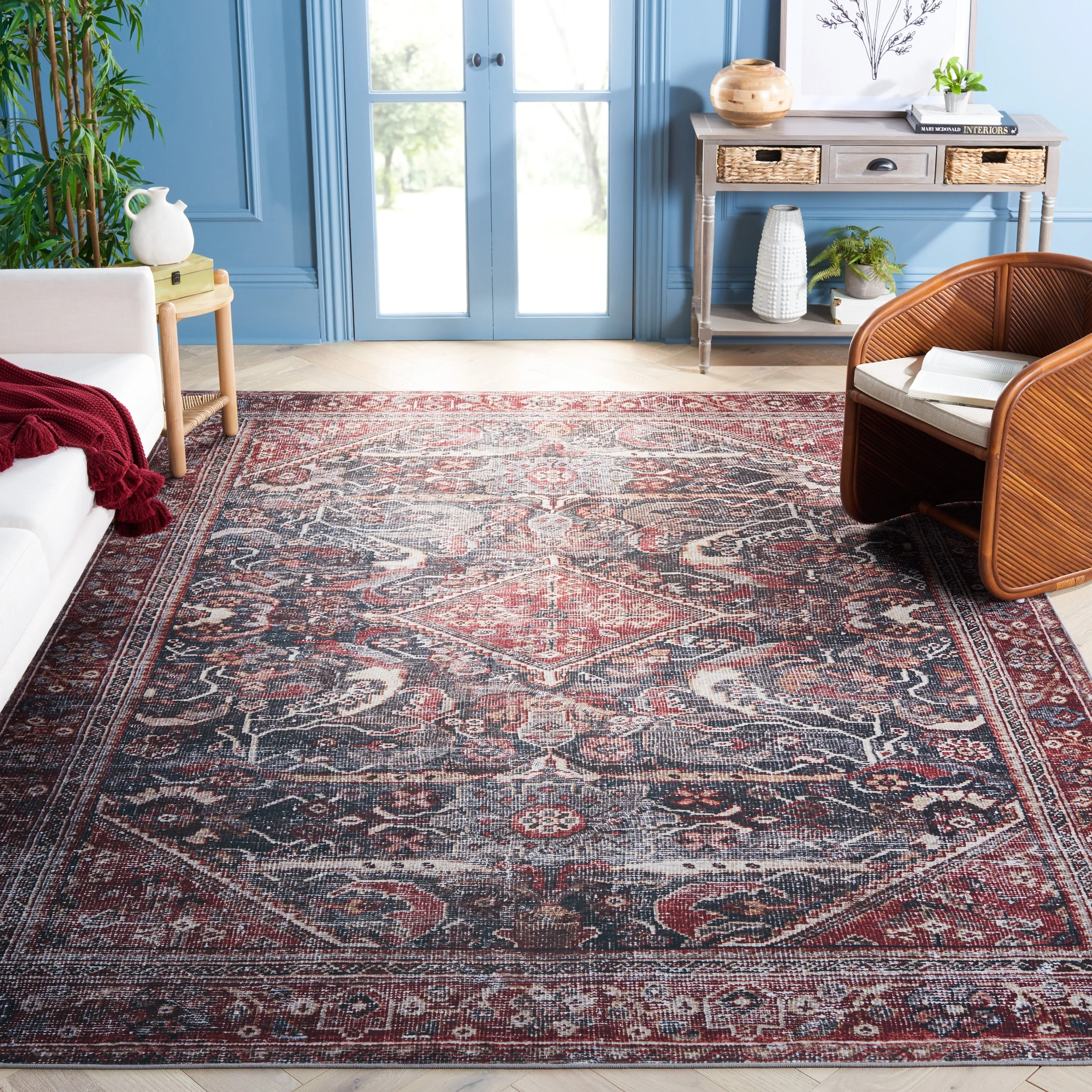 SAFAVIEH Tucson Machine Washable Slip Resistant Antja Oriental Rug