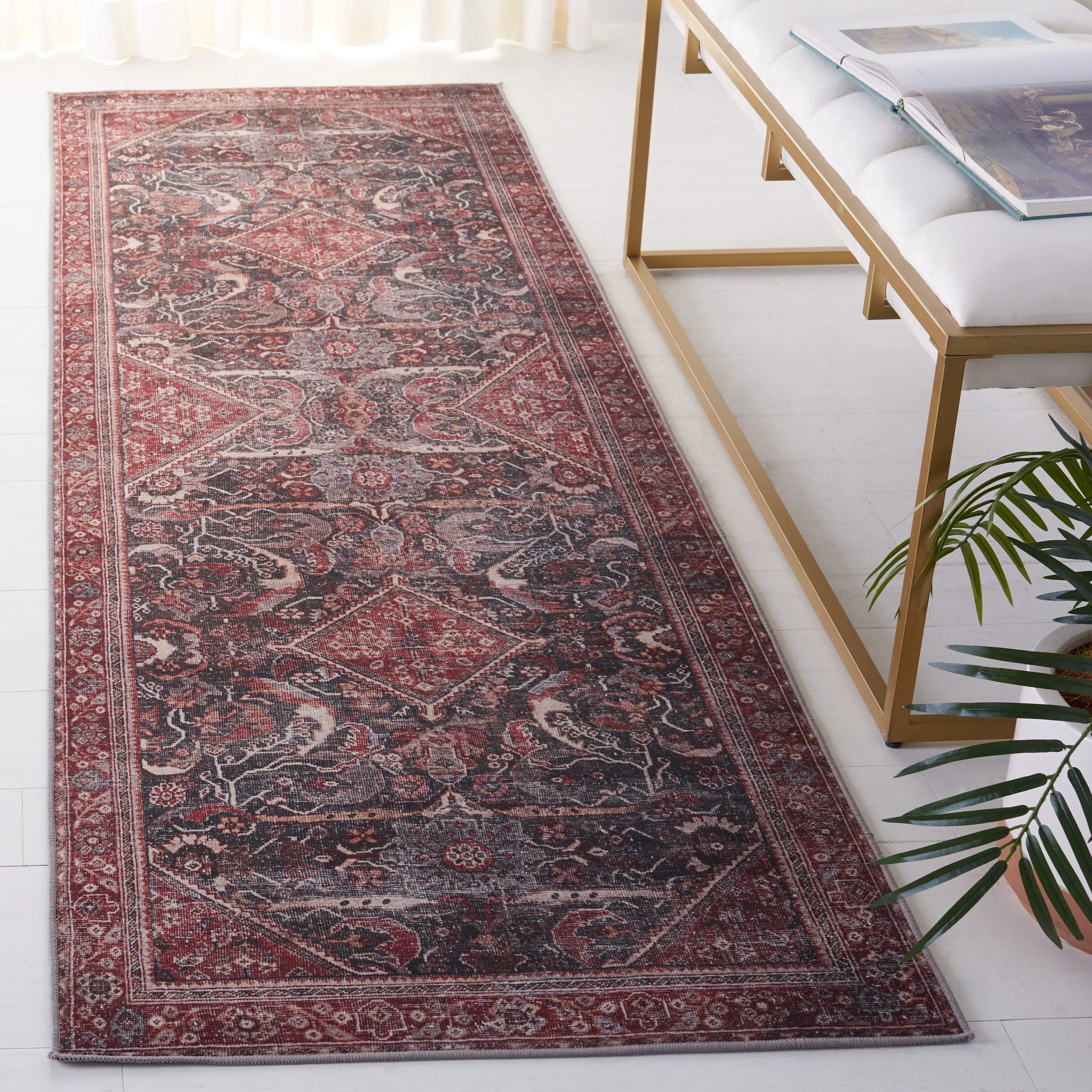 SAFAVIEH Tucson Machine Washable Slip Resistant Antja Oriental Rug