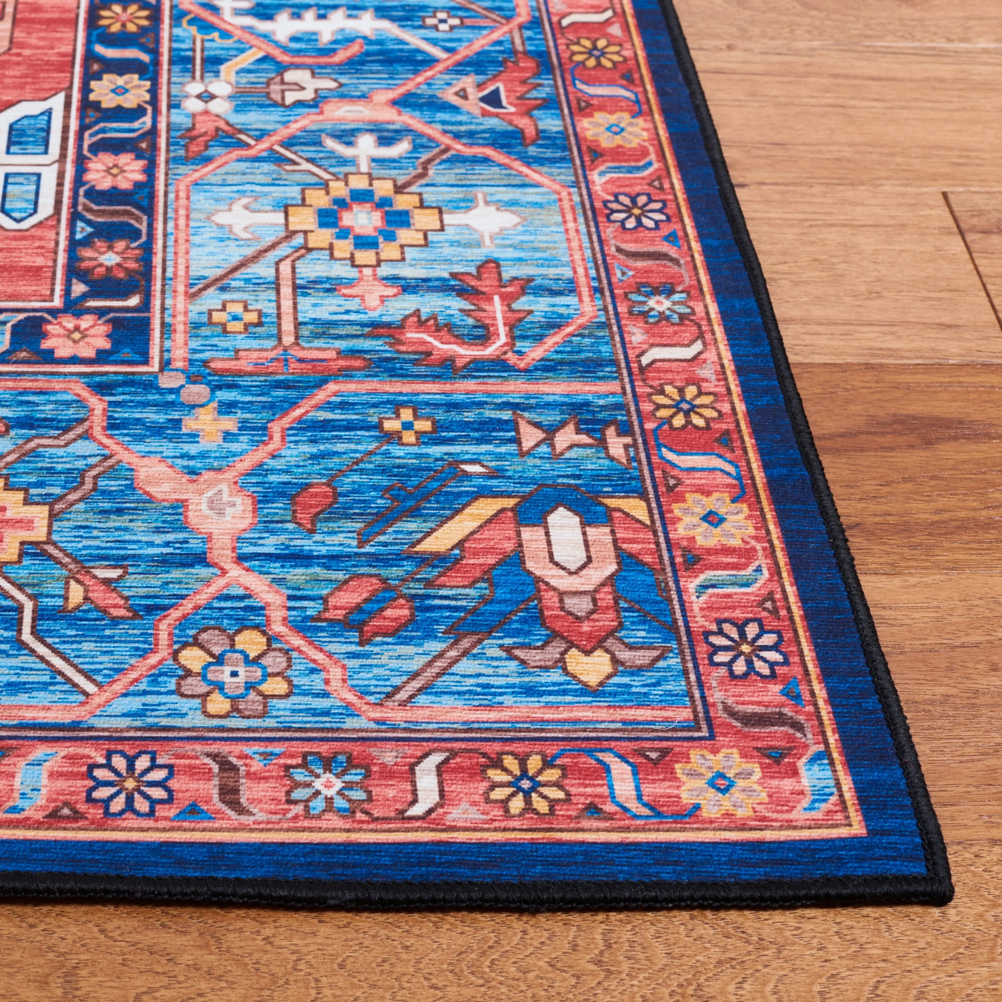 SAFAVIEH Tucson Machine Washable Slip Resistant Dorcas Oriental Medallion