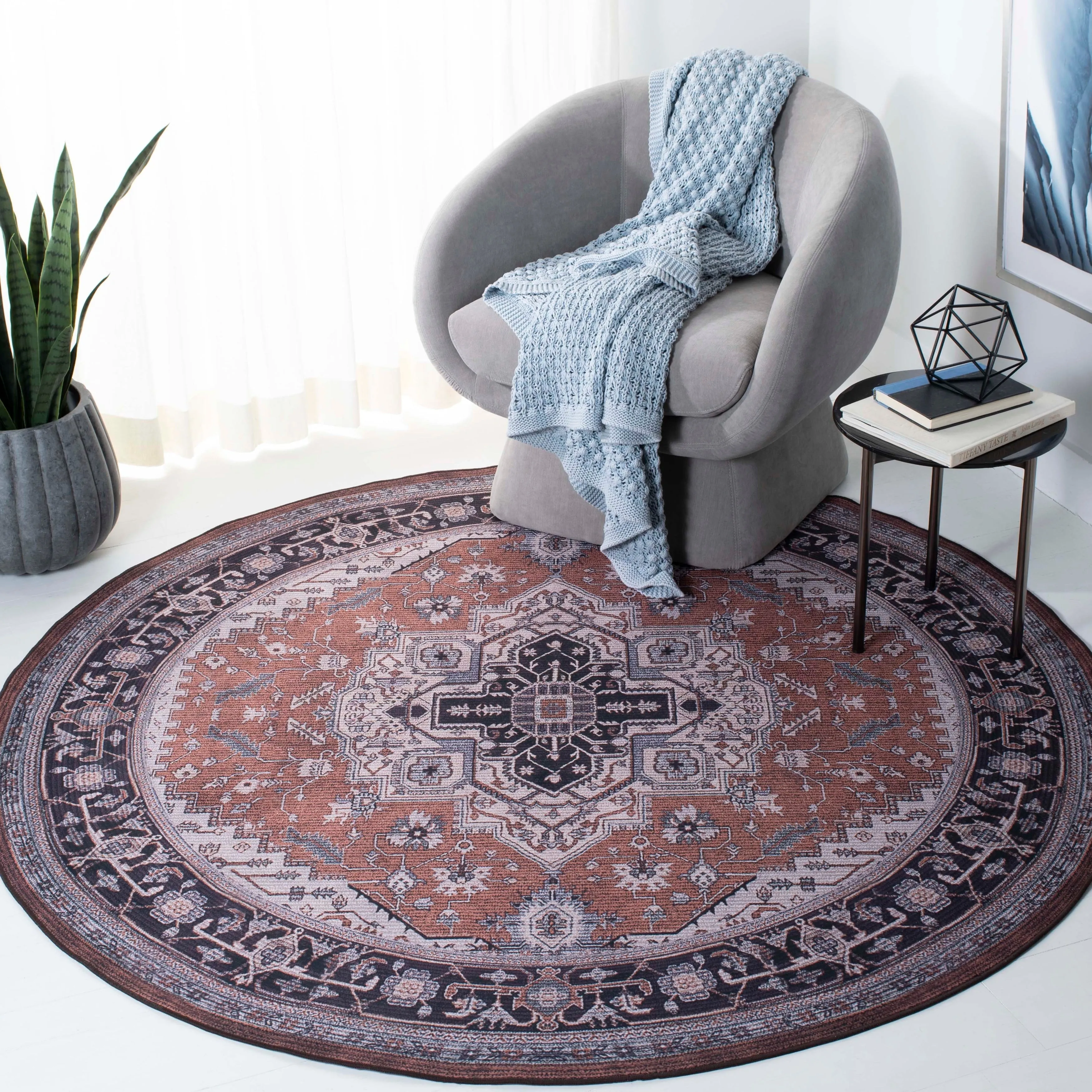 SAFAVIEH Tucson Machine Washable Slip Resistant Emmer Traditional Rug