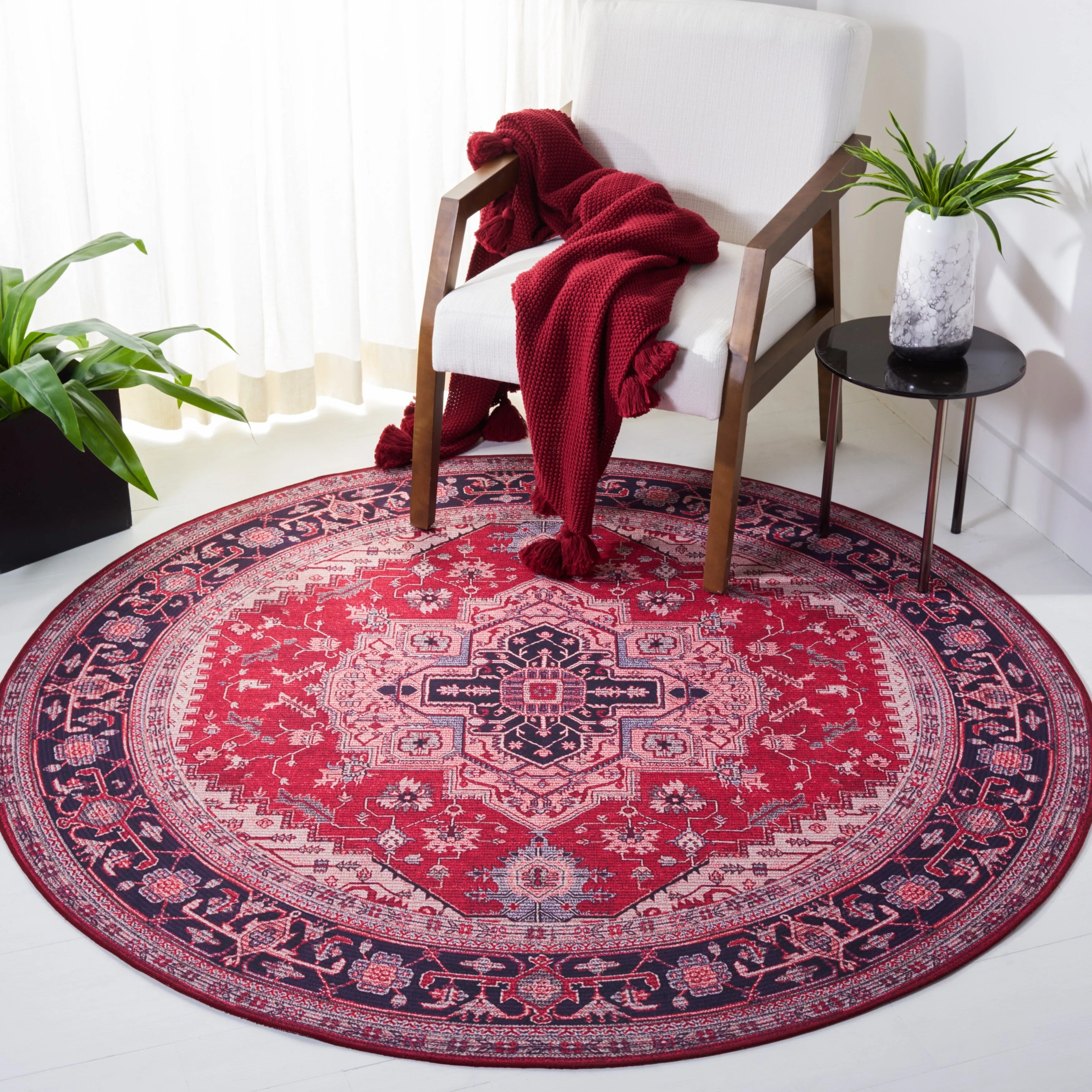SAFAVIEH Tucson Machine Washable Slip Resistant Emmer Traditional Rug