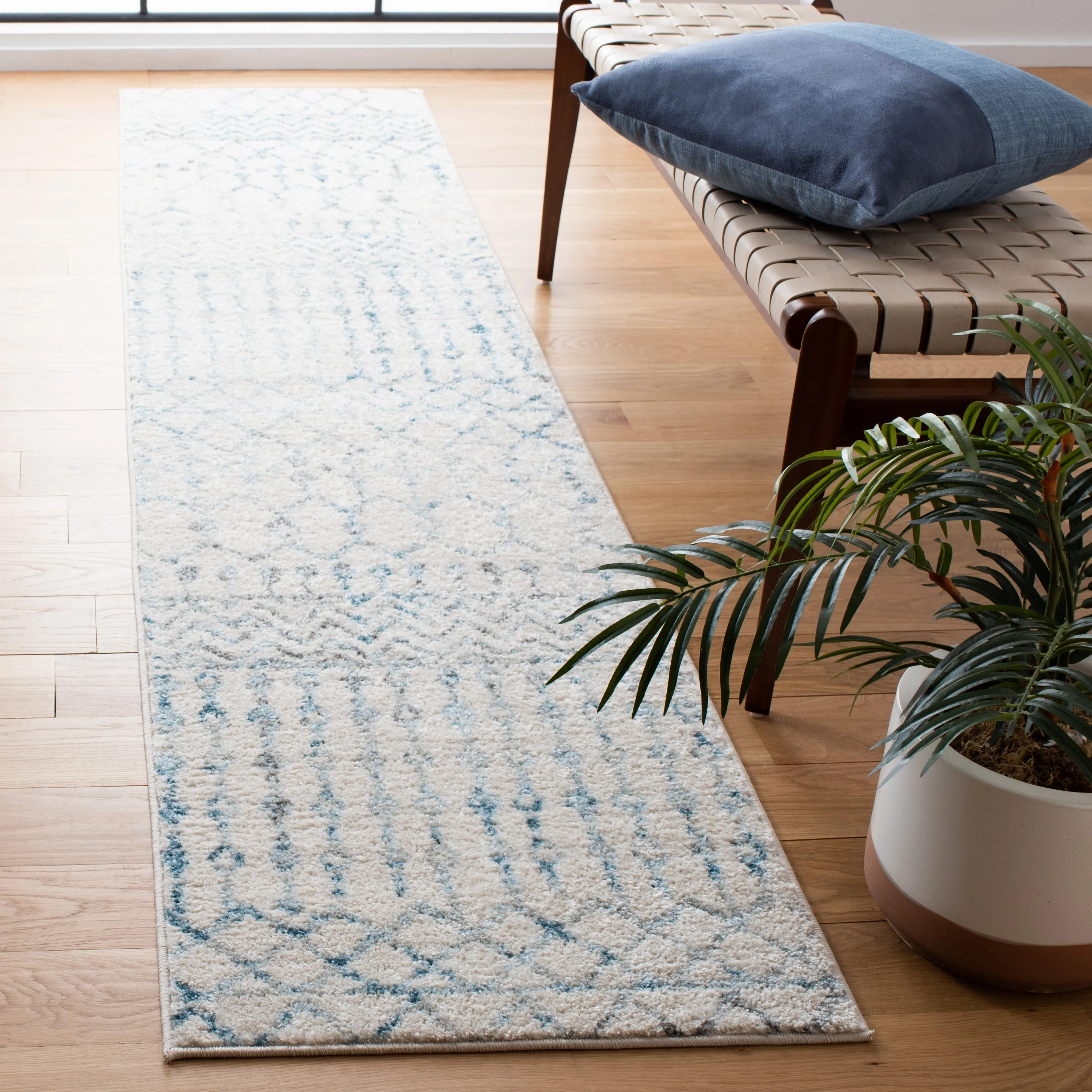 SAFAVIEH Tulum Metta Moroccan Boho Tribal Rug