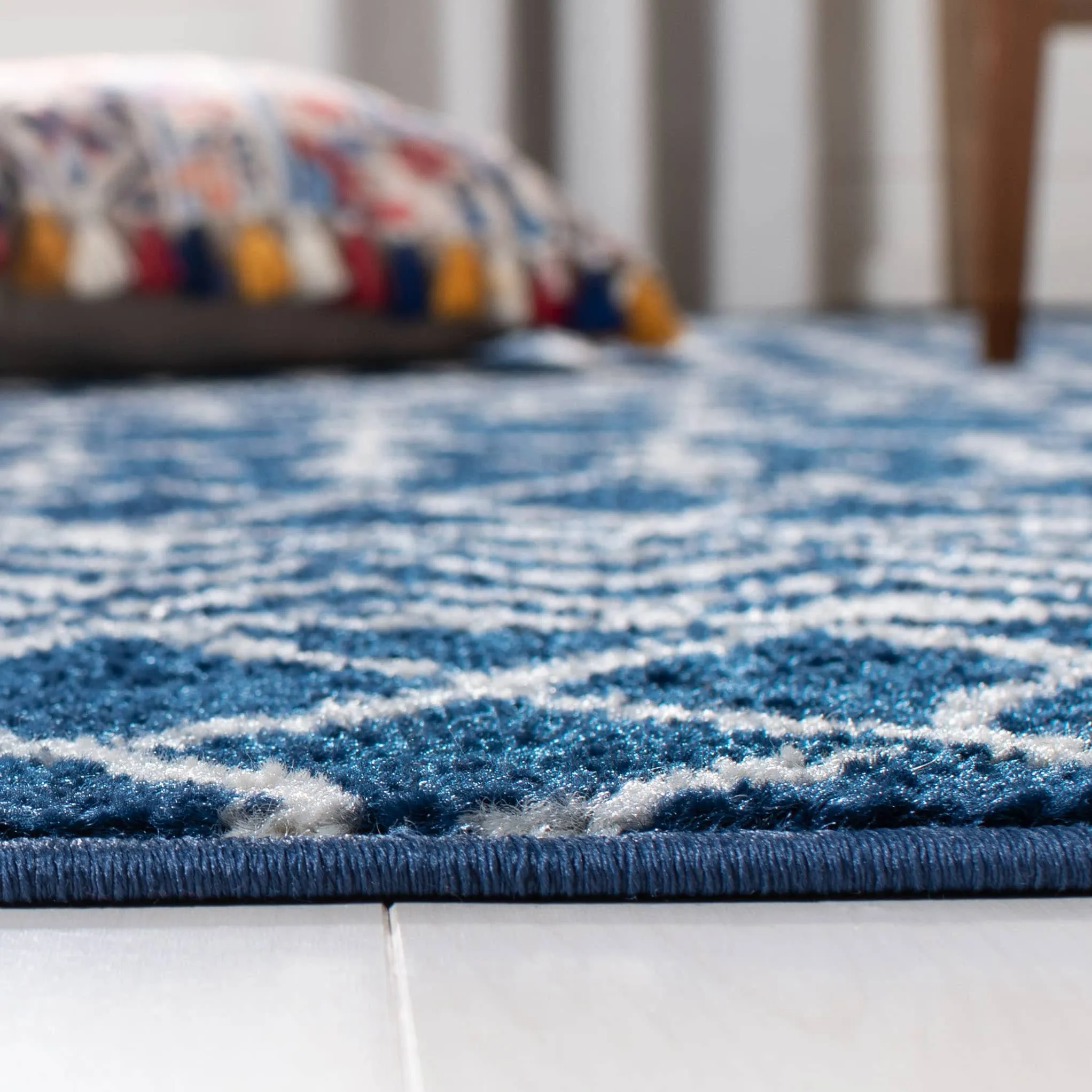 SAFAVIEH Tulum Metta Moroccan Boho Tribal Rug