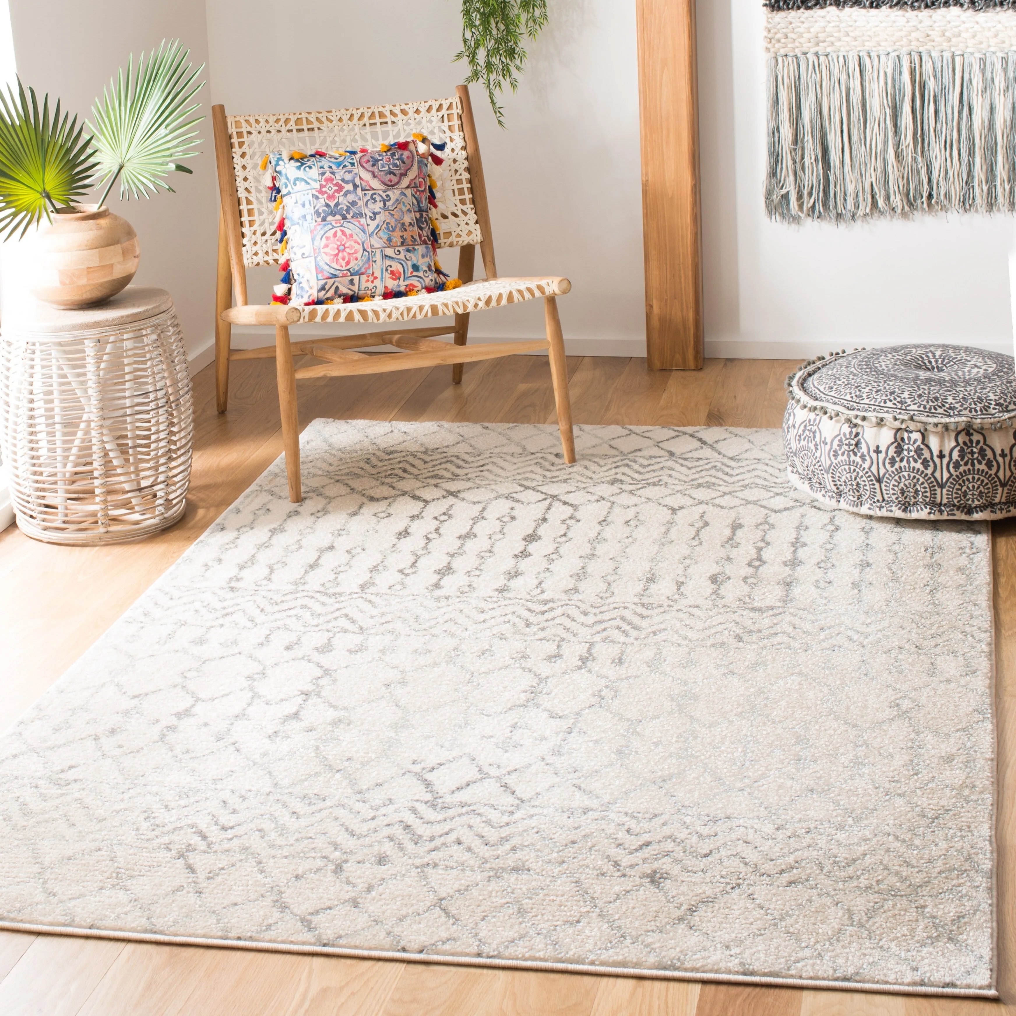 SAFAVIEH Tulum Metta Moroccan Boho Tribal Rug