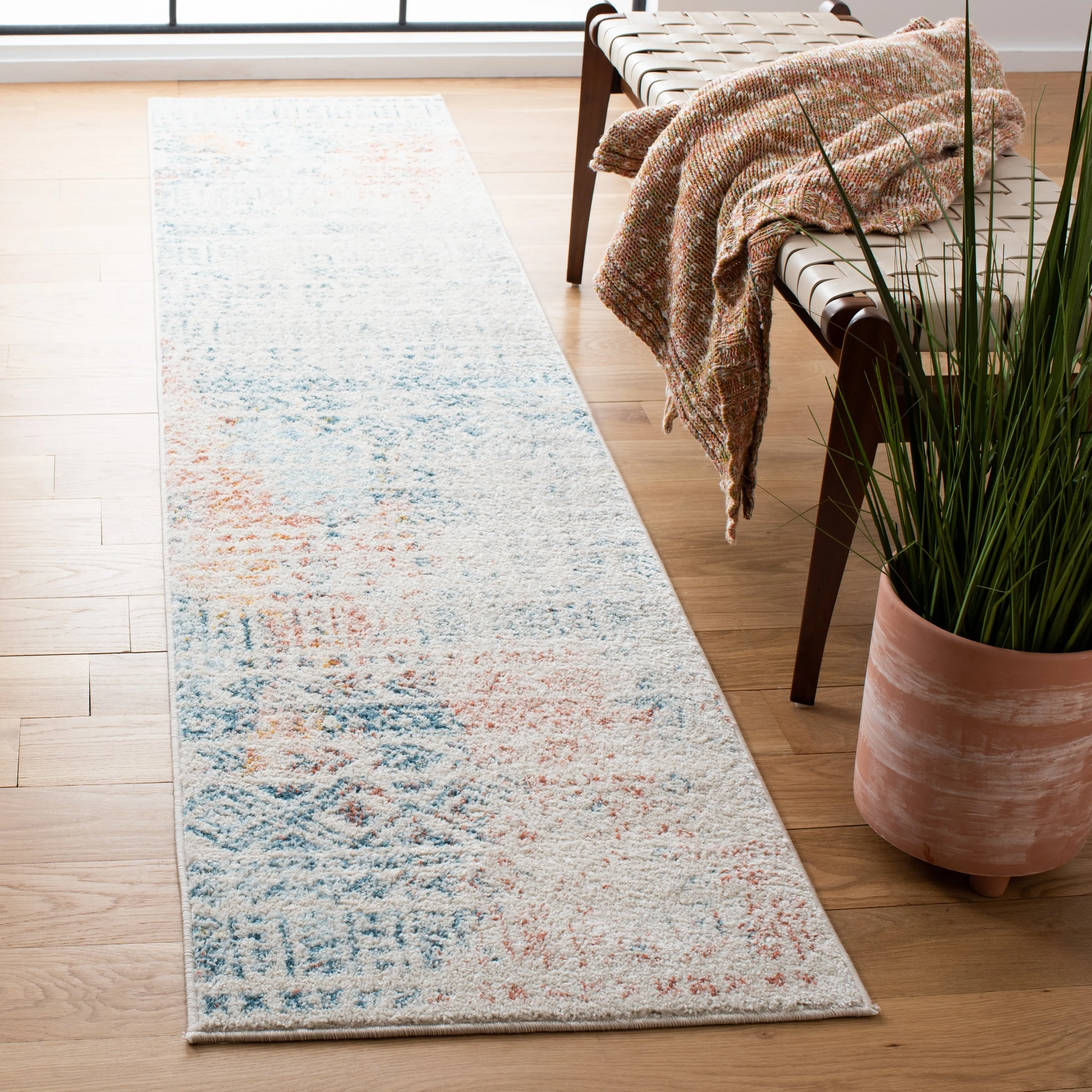 SAFAVIEH Tulum Sophronia Moroccan Boho Rug