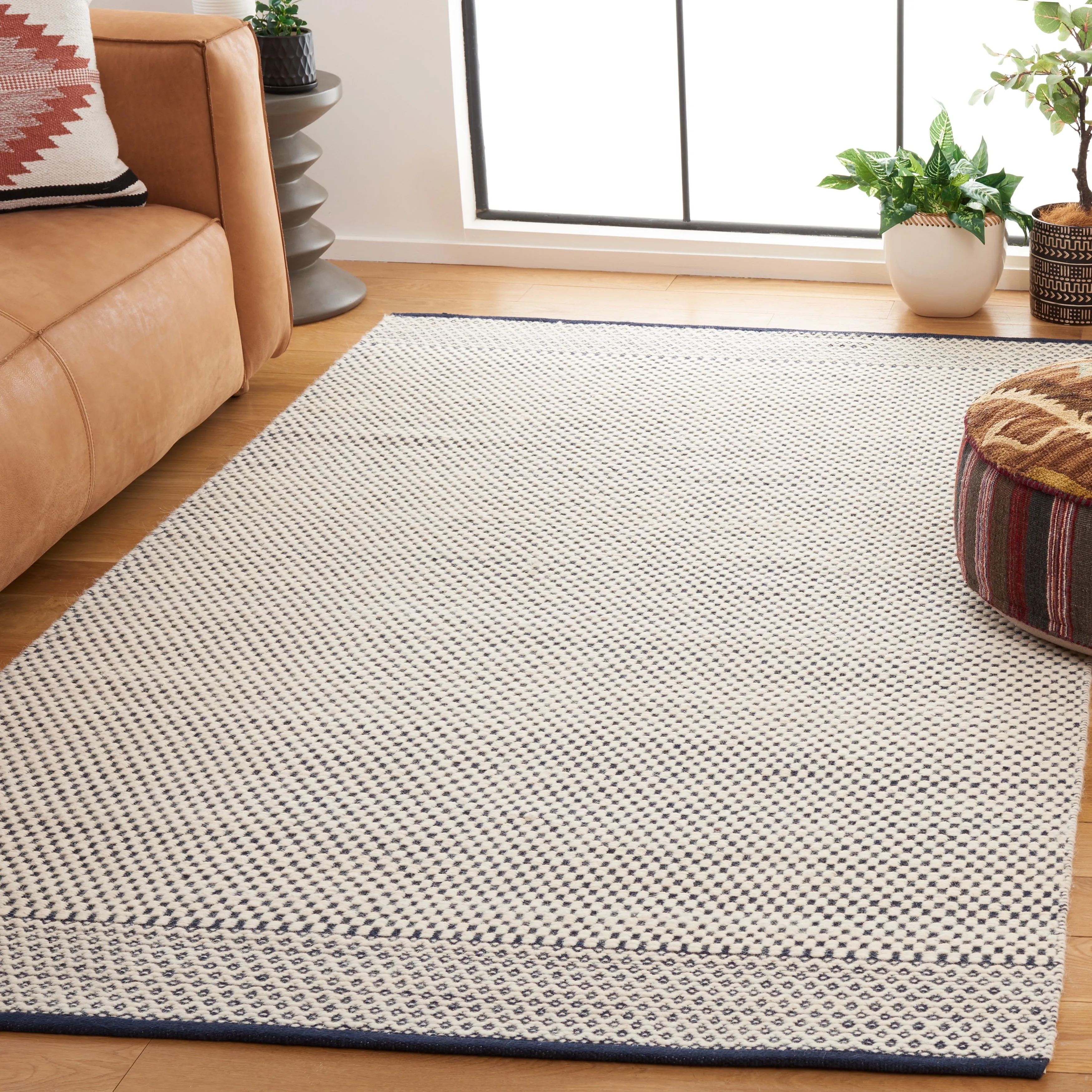 SAFAVIEH Vermont Vinnie Transitional Wool Rug