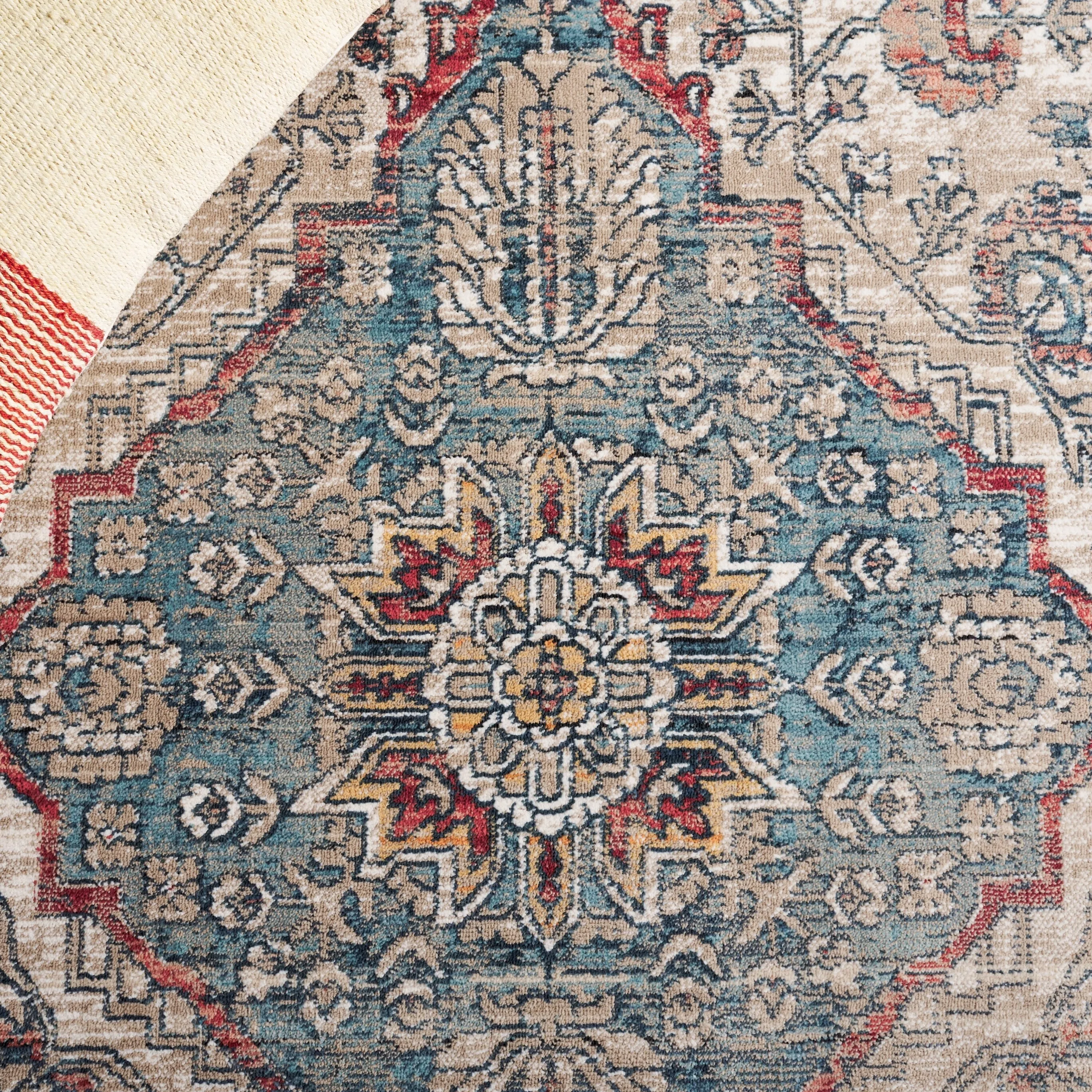 SAFAVIEH Victoria Pattie Traditional Oriental Rug