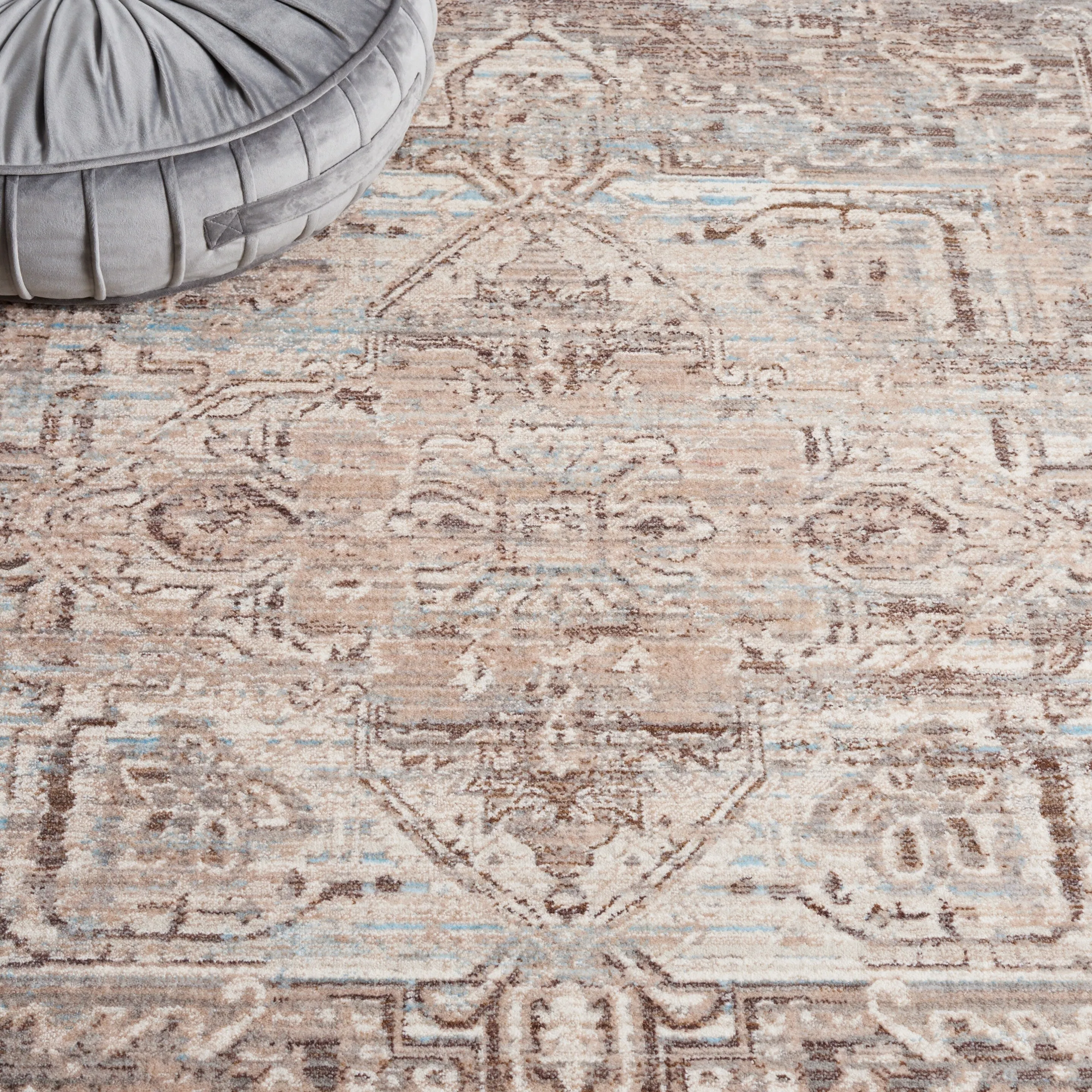 SAFAVIEH Vintage Persian Gertrude Oriental Medallion Rug