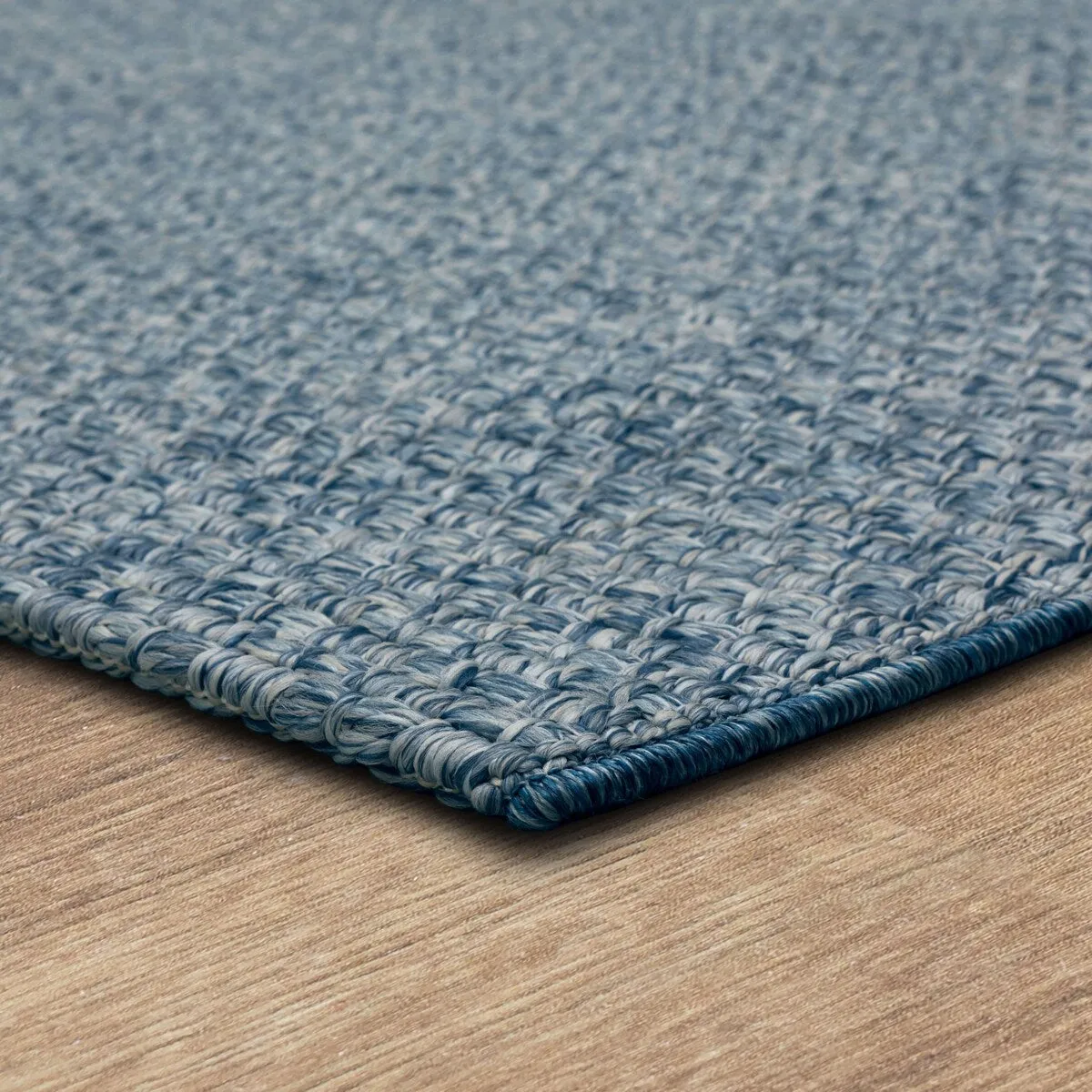Salt Life Lanai Indoor Outdoor Woven Area Rug by Karastan