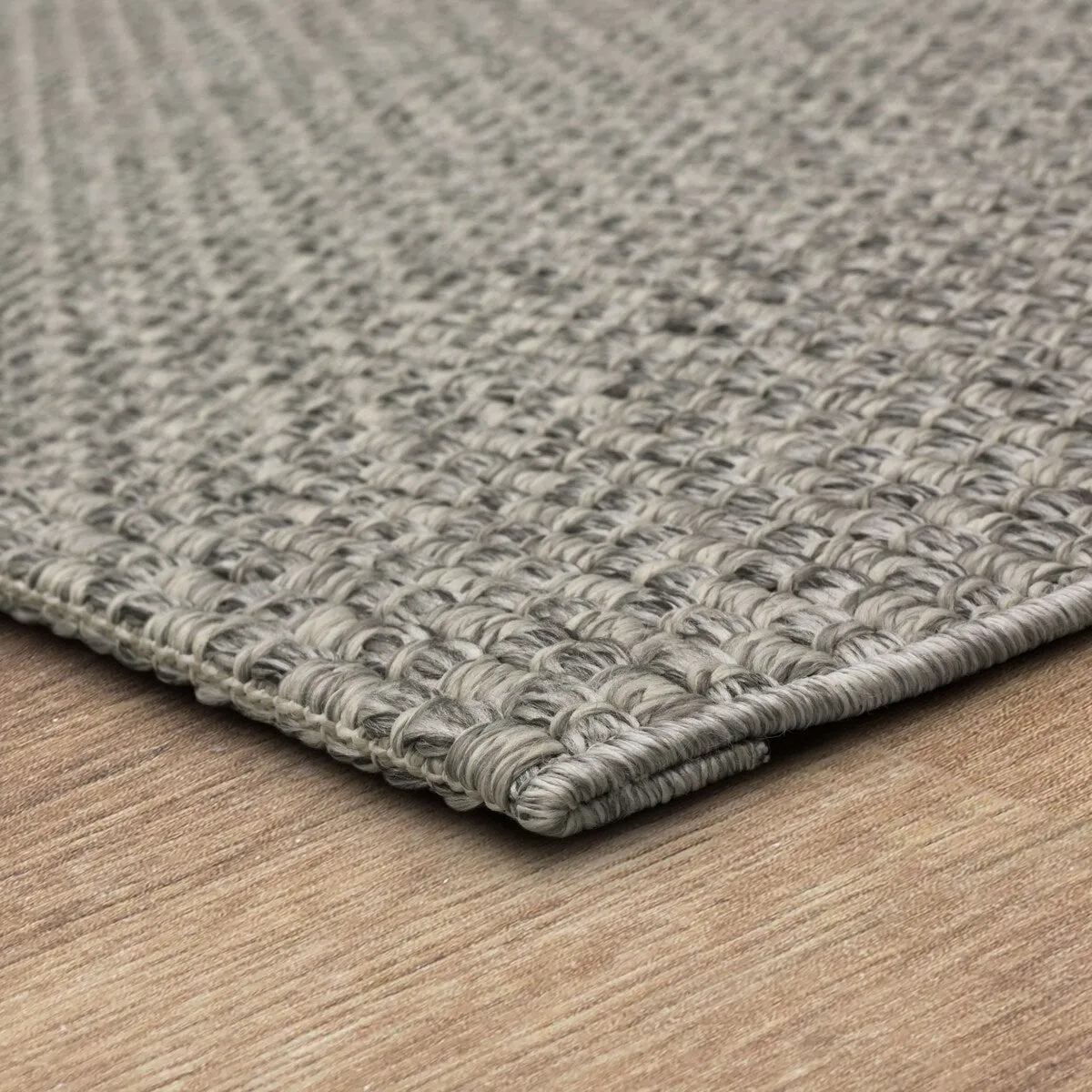 Salt Life Lanai Indoor Outdoor Woven Area Rug by Karastan