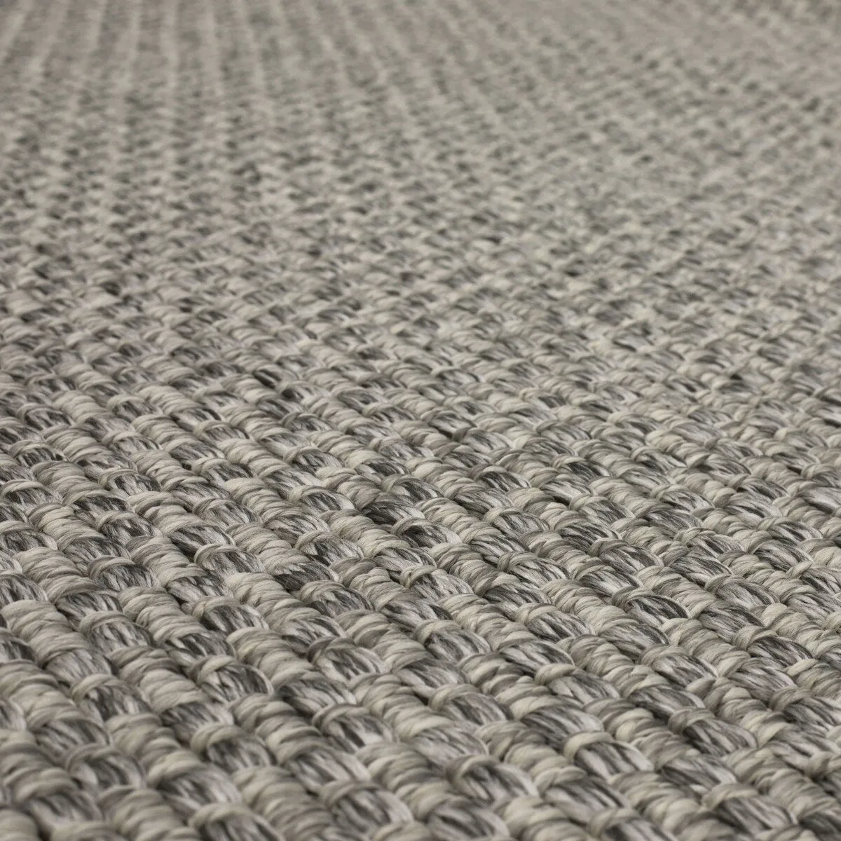 Salt Life Lanai Indoor Outdoor Woven Area Rug by Karastan