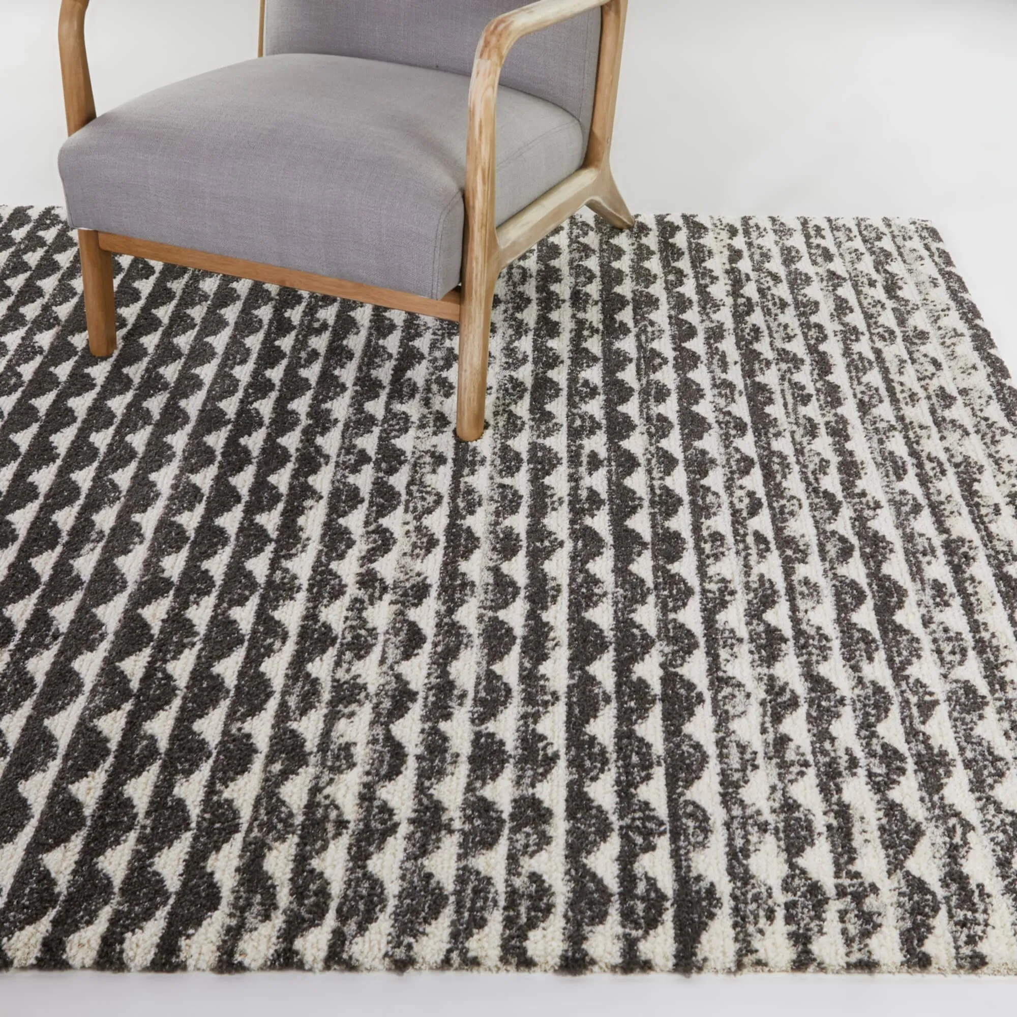 Sawyer Geometric Wave Pattern Modern Plush Area Rug