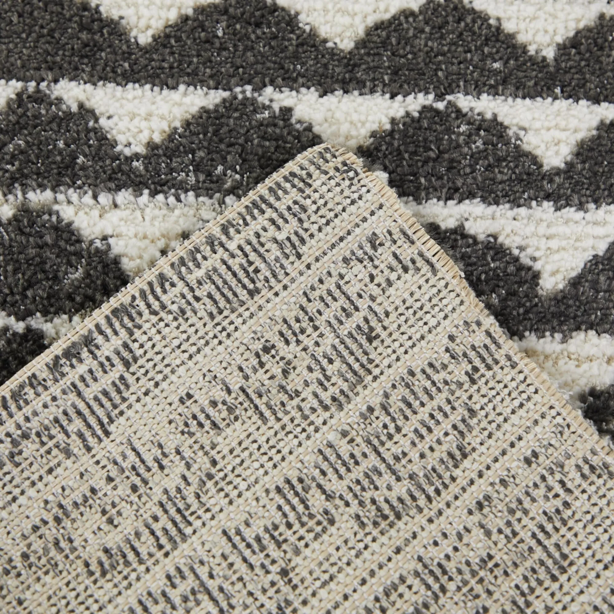 Sawyer Geometric Wave Pattern Modern Plush Area Rug