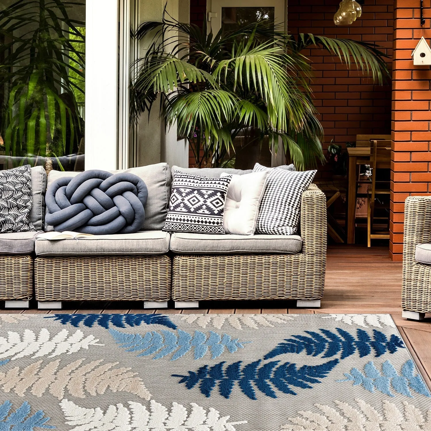 Seville Floral Leaves Indoor/Outdoor Area Rug