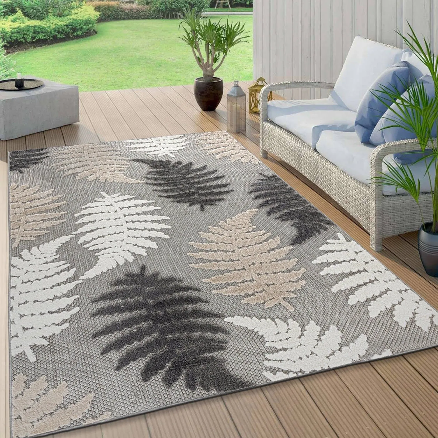 Seville Floral Leaves Indoor/Outdoor Area Rug