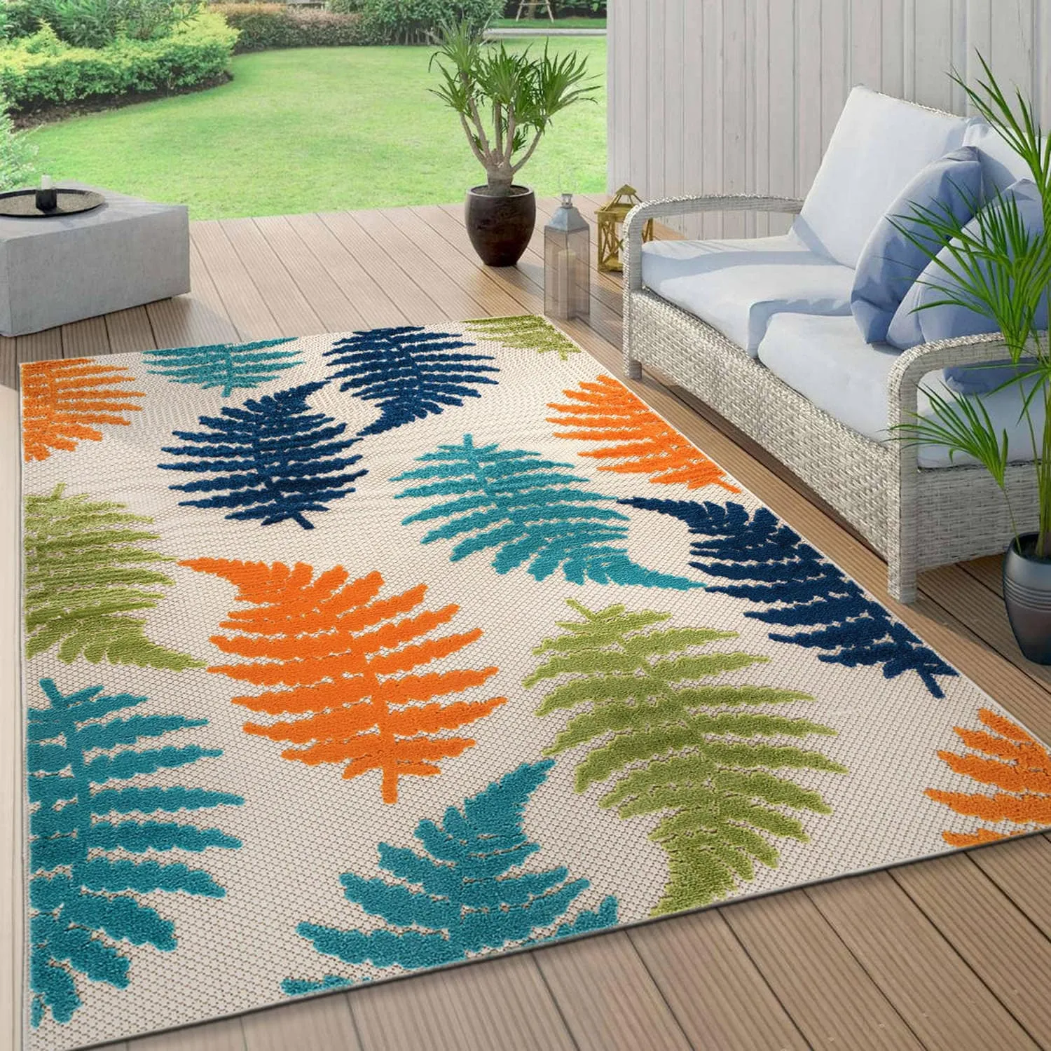 Seville Floral Leaves Indoor/Outdoor Area Rug