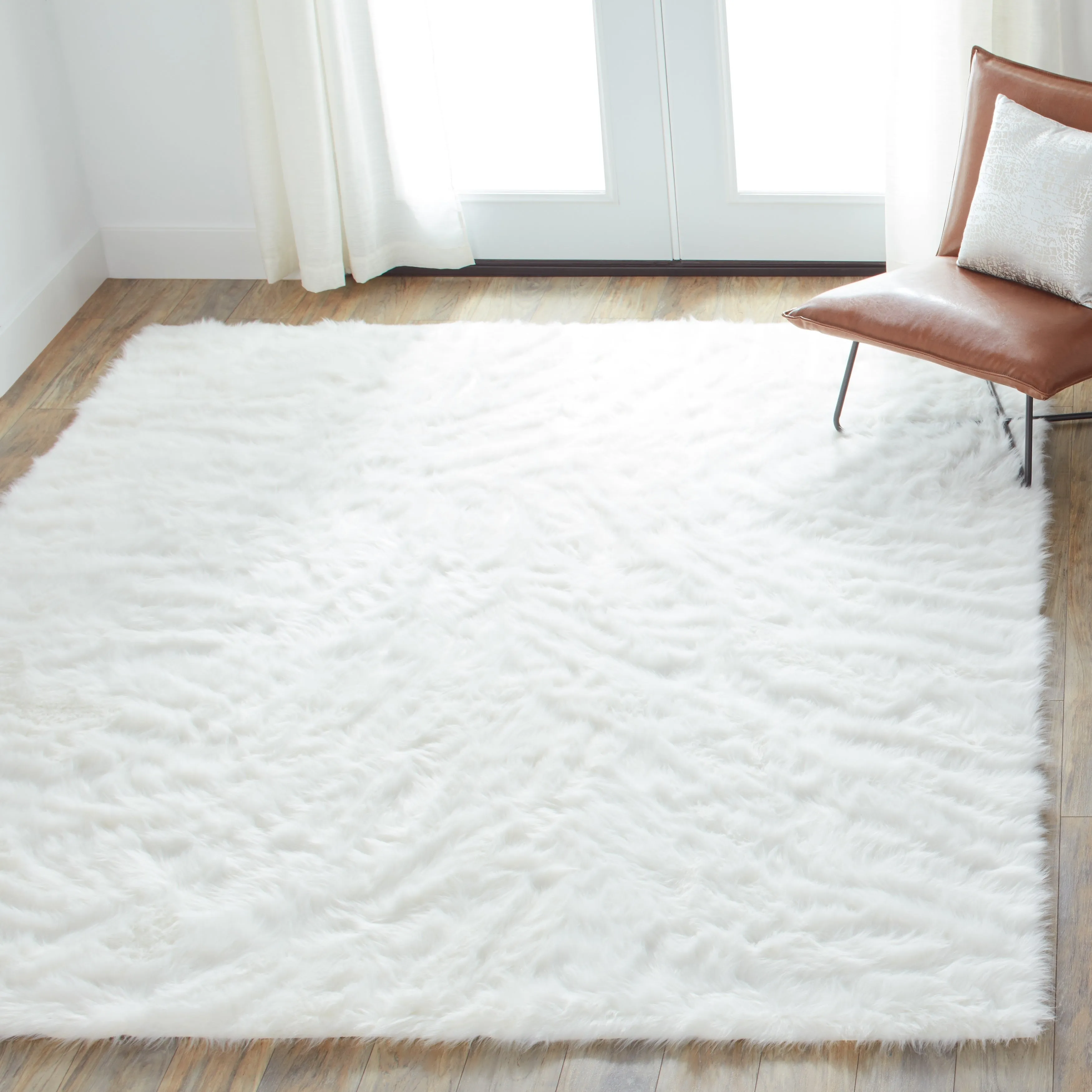 Strick & Bolton Newport Faux Sheepskin Shag Area Rug