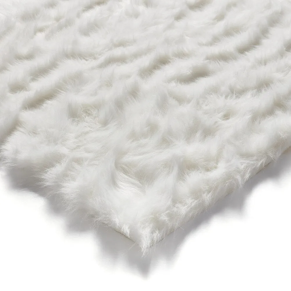 Strick & Bolton Newport Faux Sheepskin Shag Area Rug