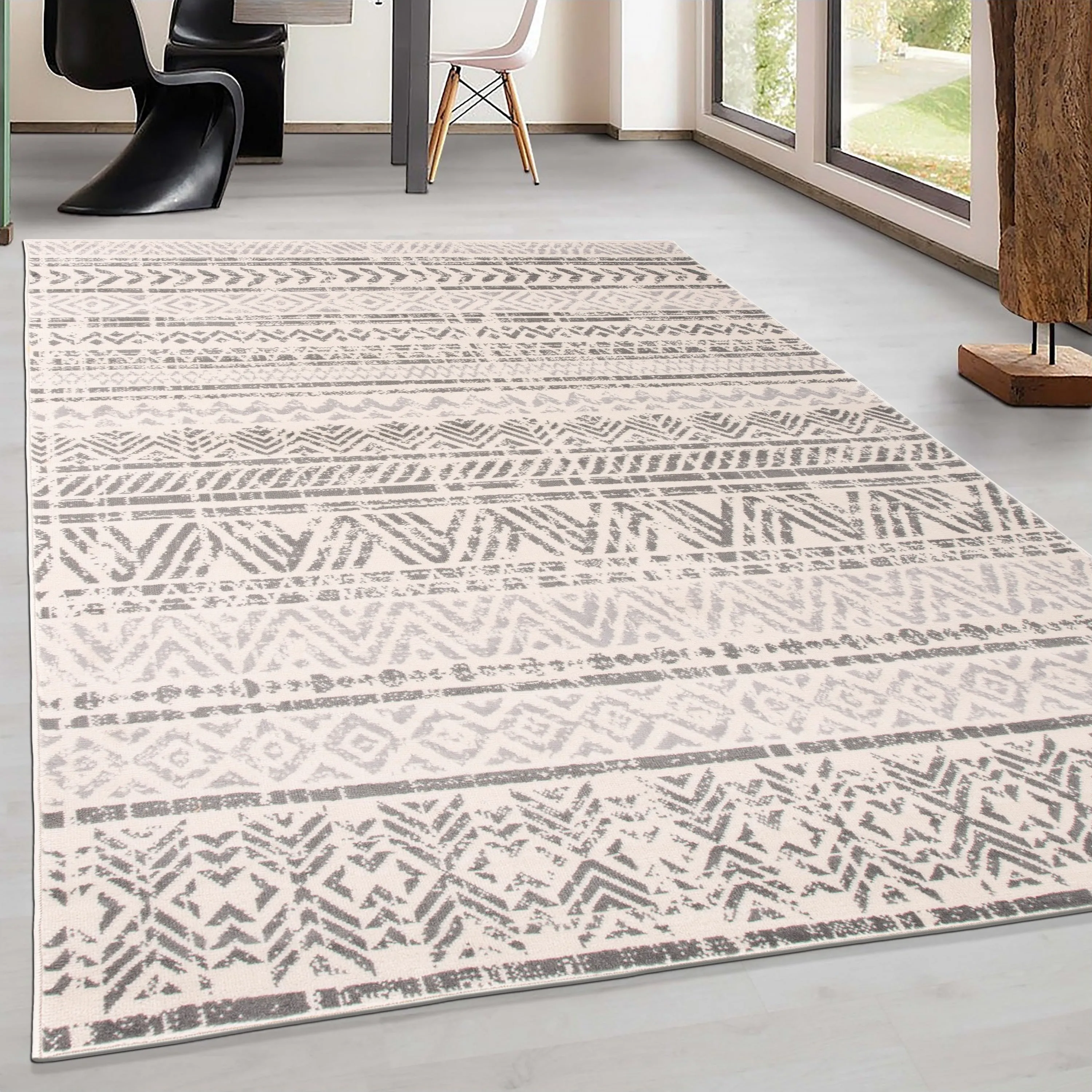 The Curated Nomad Midtown Geometric Distressed Bohemian Rug