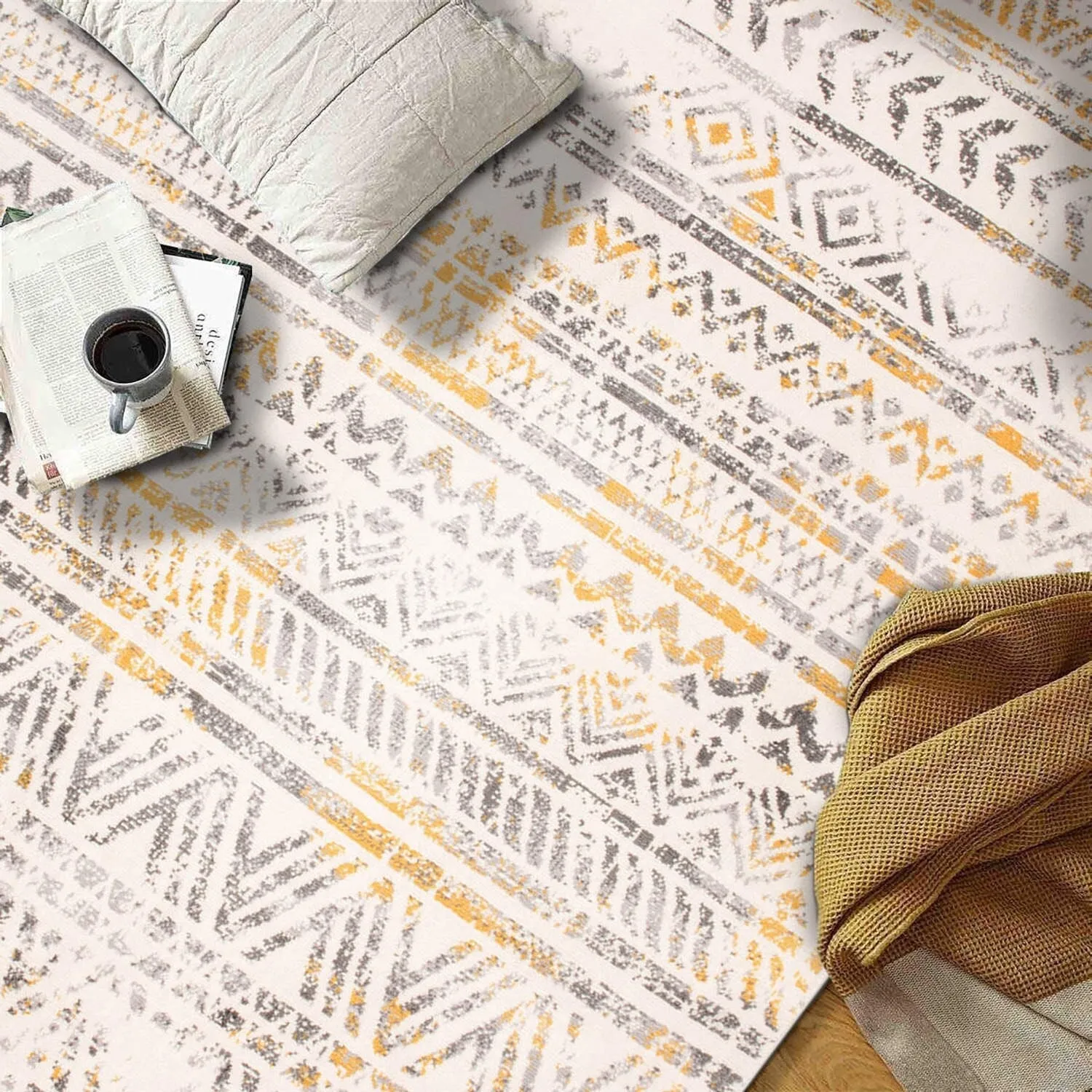 The Curated Nomad Midtown Geometric Distressed Bohemian Rug