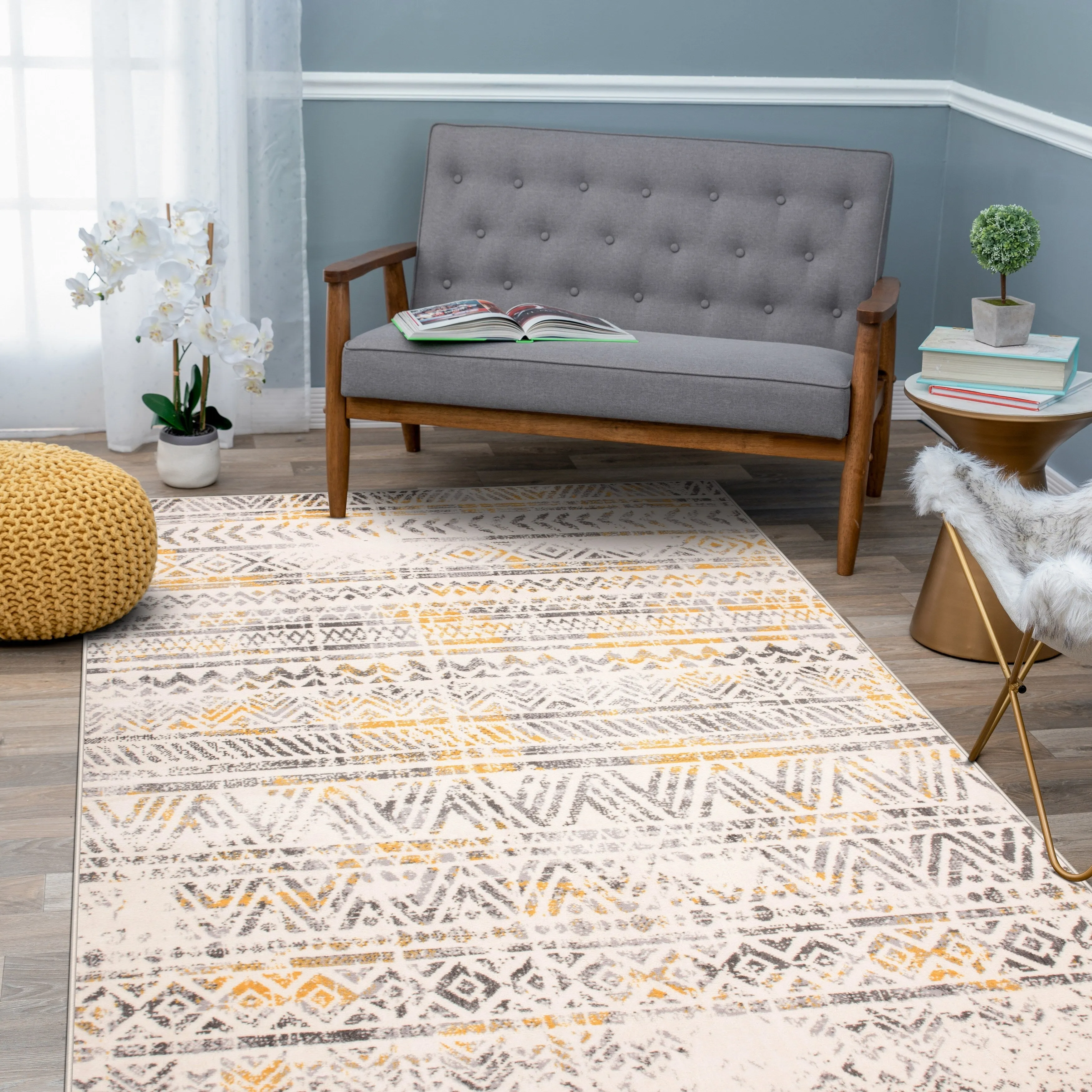 The Curated Nomad Midtown Geometric Distressed Bohemian Rug